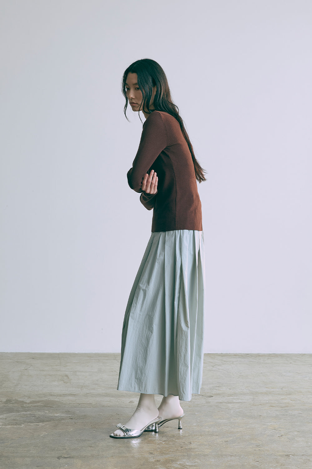 着用カラー:ブラウン モデル身長:174cm