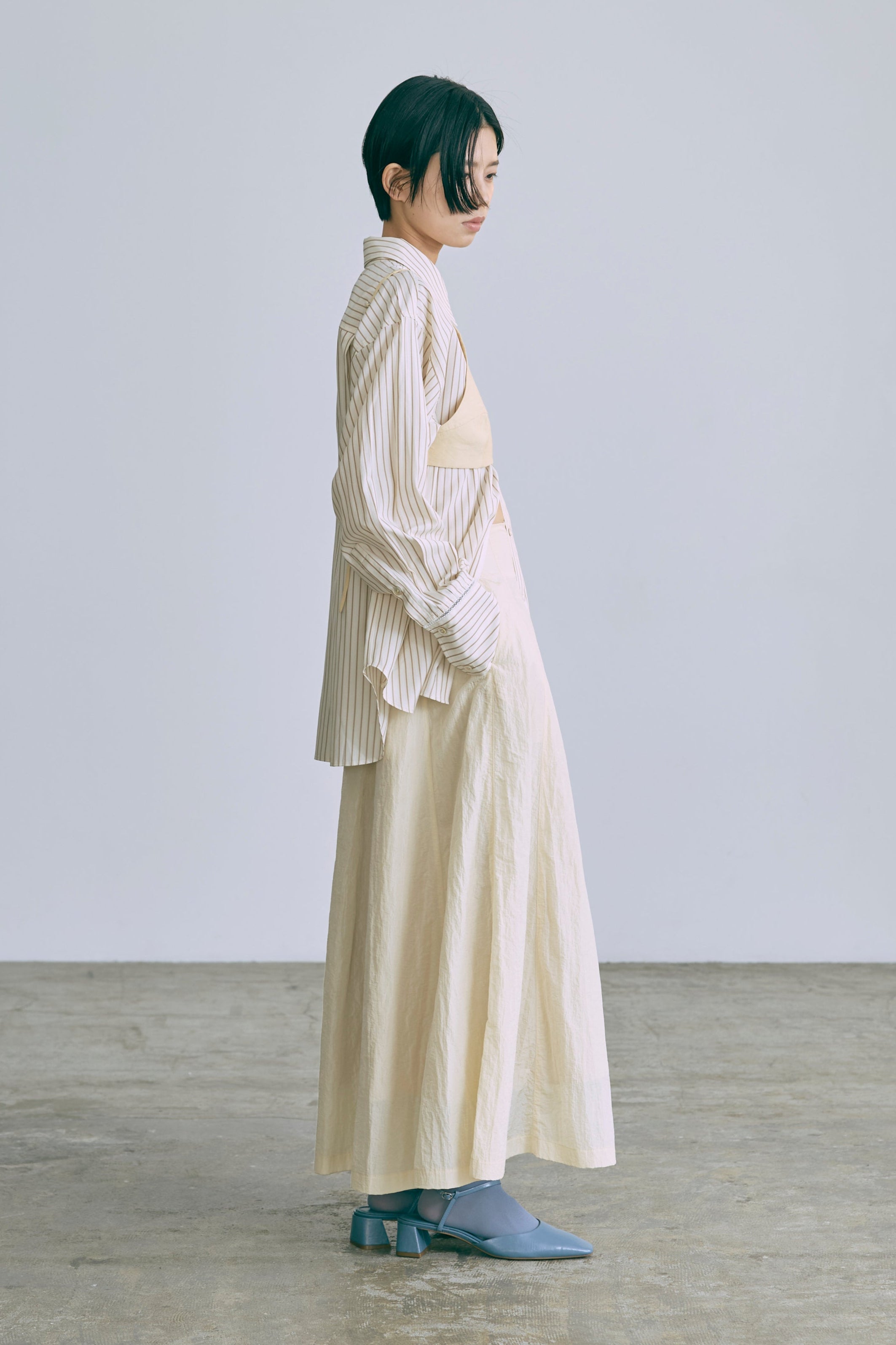 Nylon Taffeta Flared Skirt イエロー model:170cm chii