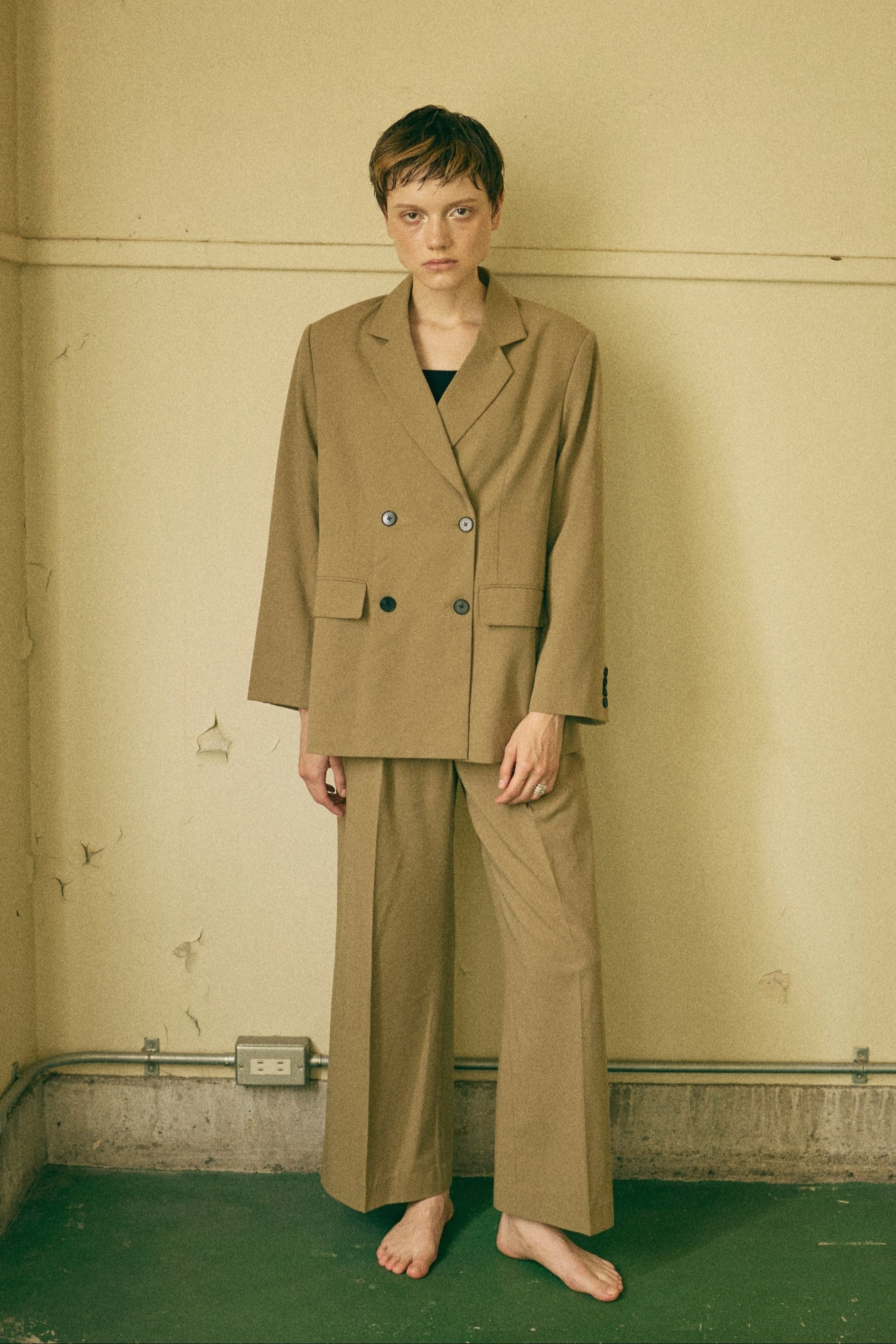 【Set Up】Semi-Wide Trousers