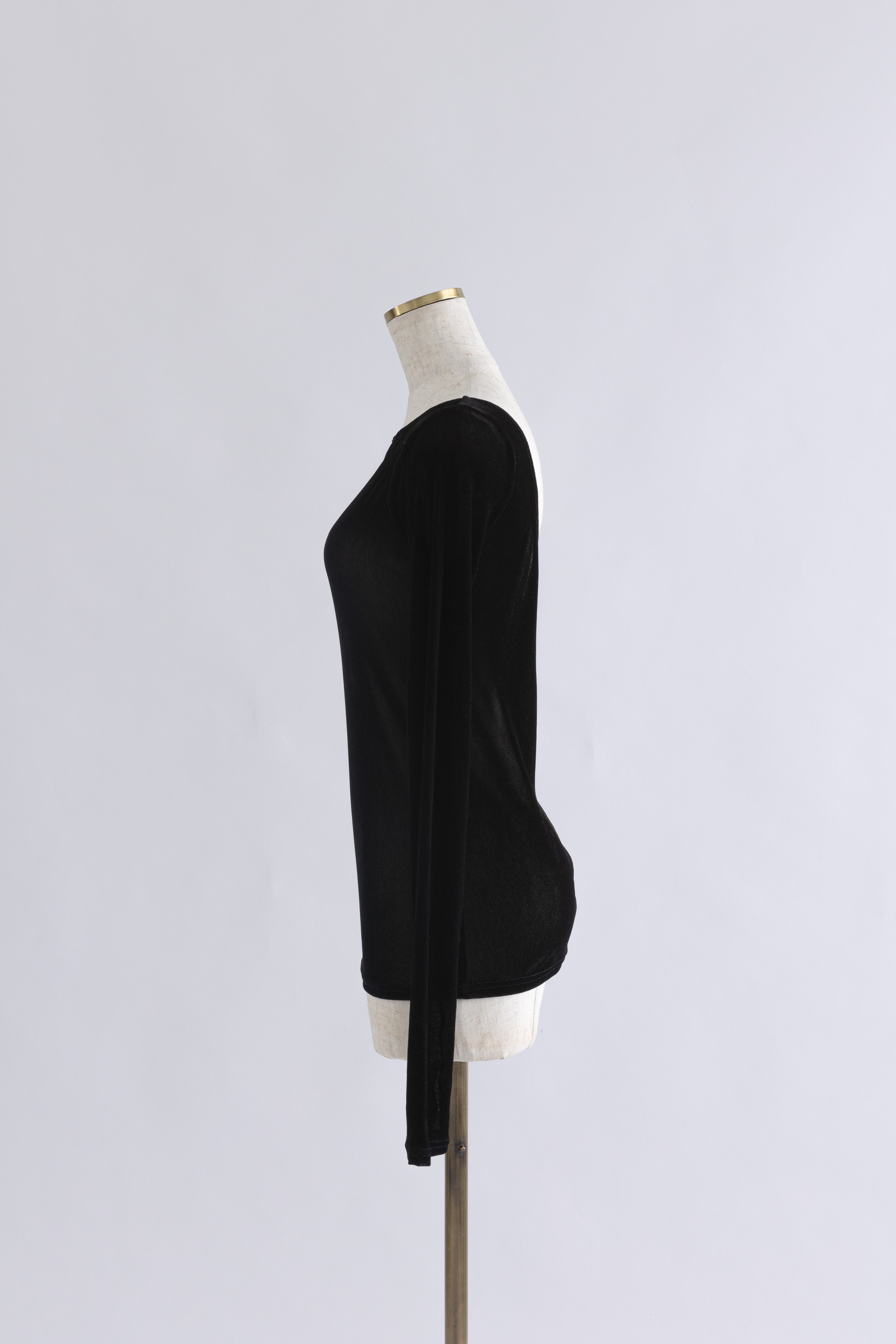 Flocked Tulle Back Open Top