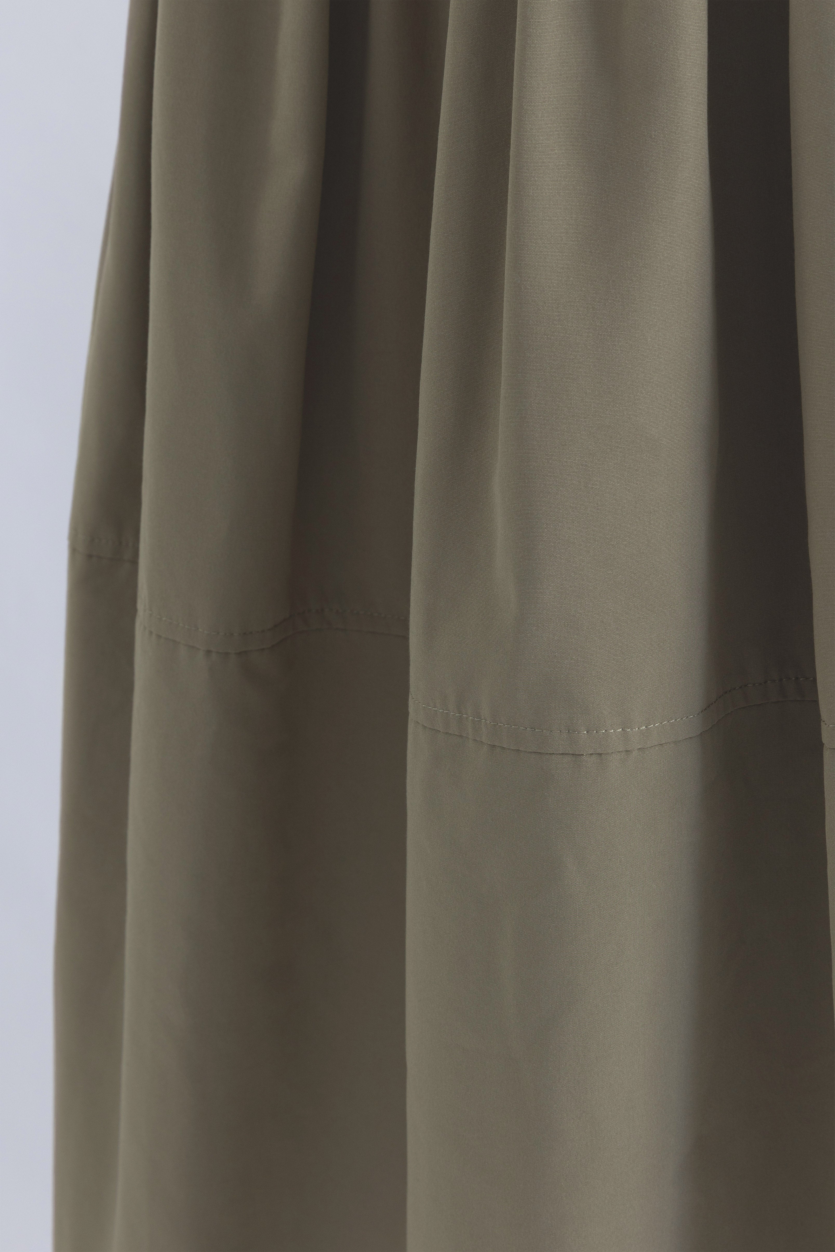 Cocoon Silhouette Skirt