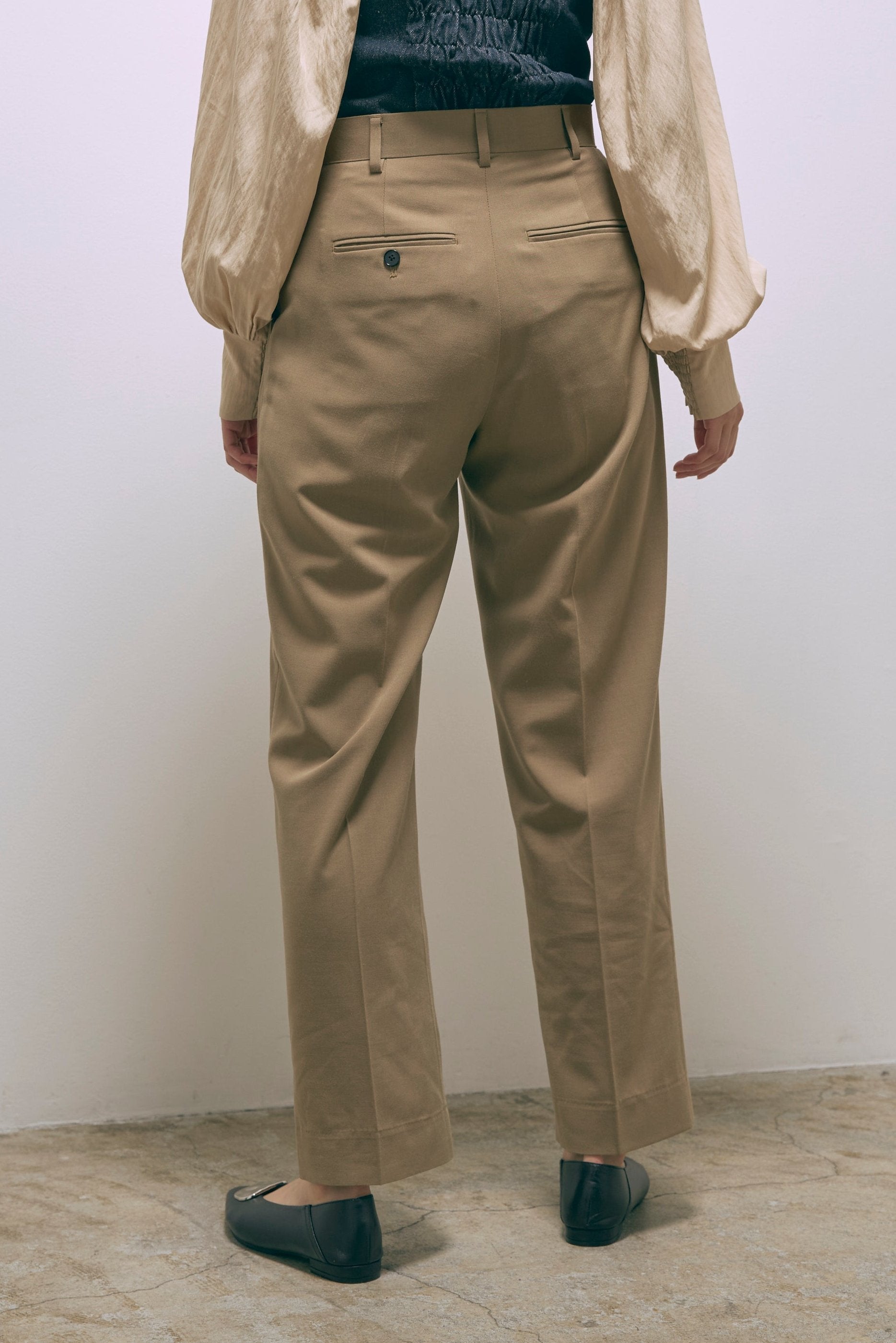 【Set Up】Tapered Trousers