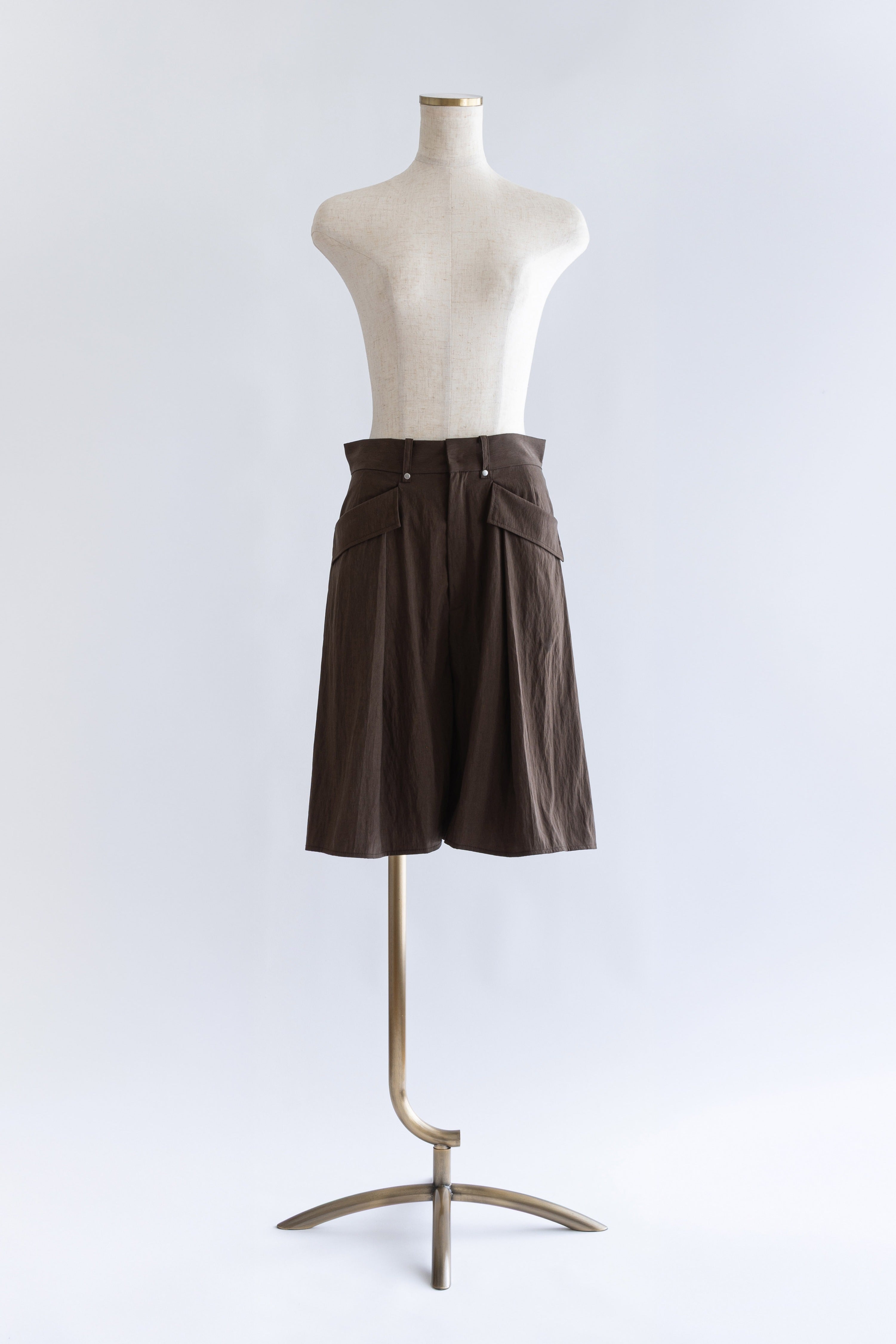 Structured Pocket Flare Shorts ブラウン