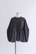 着用カラー:チャコール