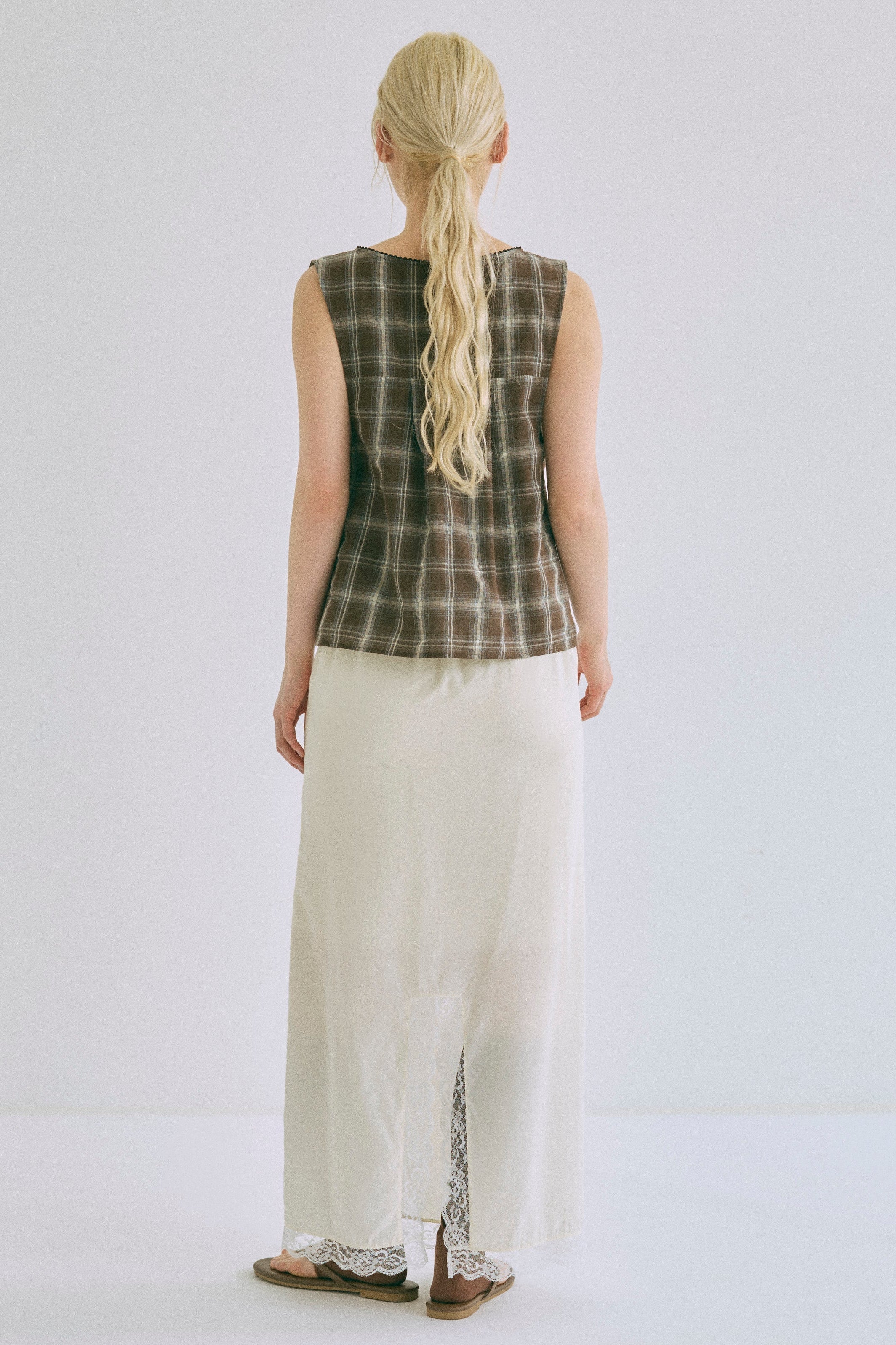 【EN NEUME×靴下屋】Sheer Bright Stirrup High Socks
