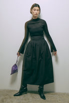 Cocoon Silhouette Skirt ブラック model:170cm ANDO