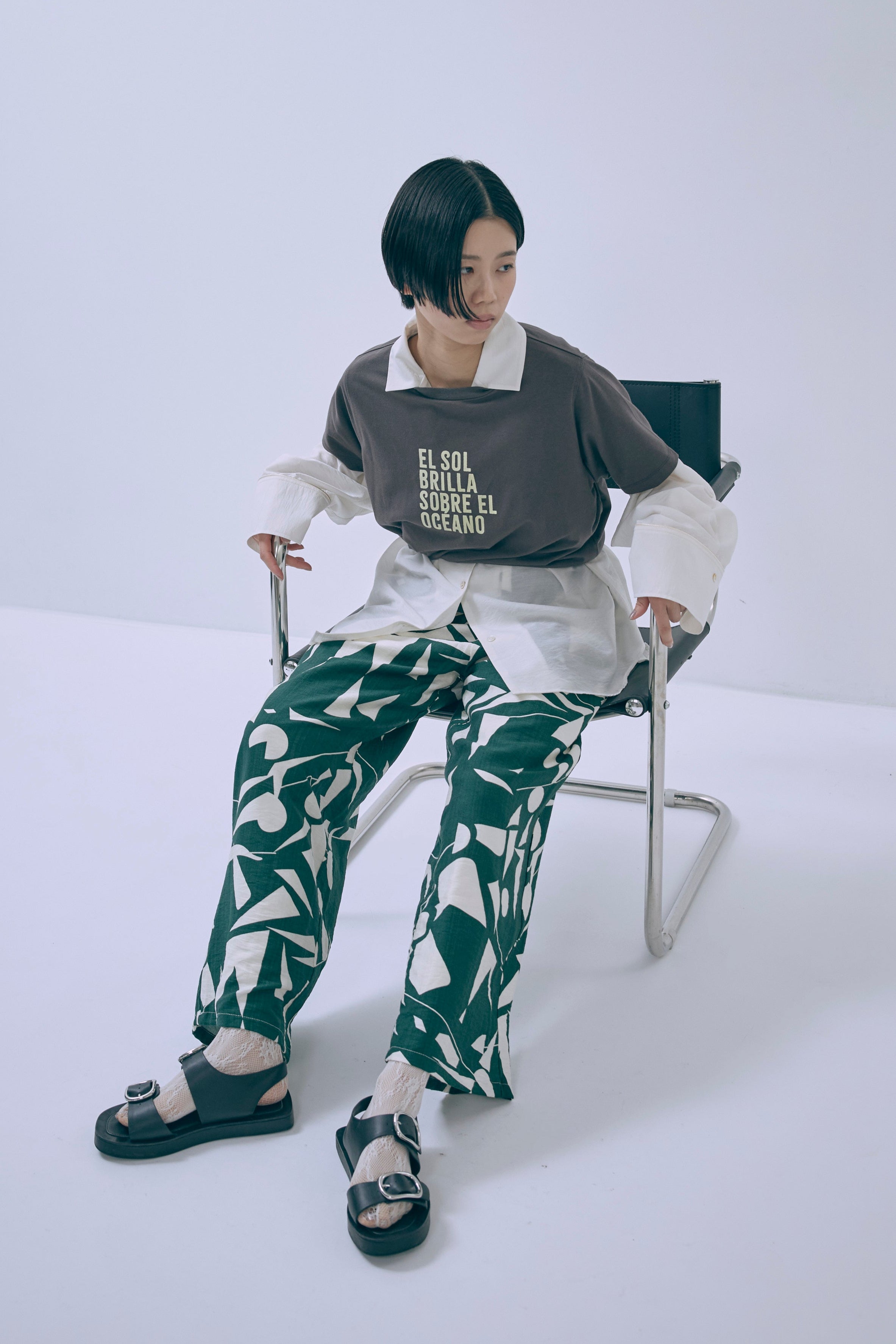 着用カラー:グリーン　モデル身長:170cm