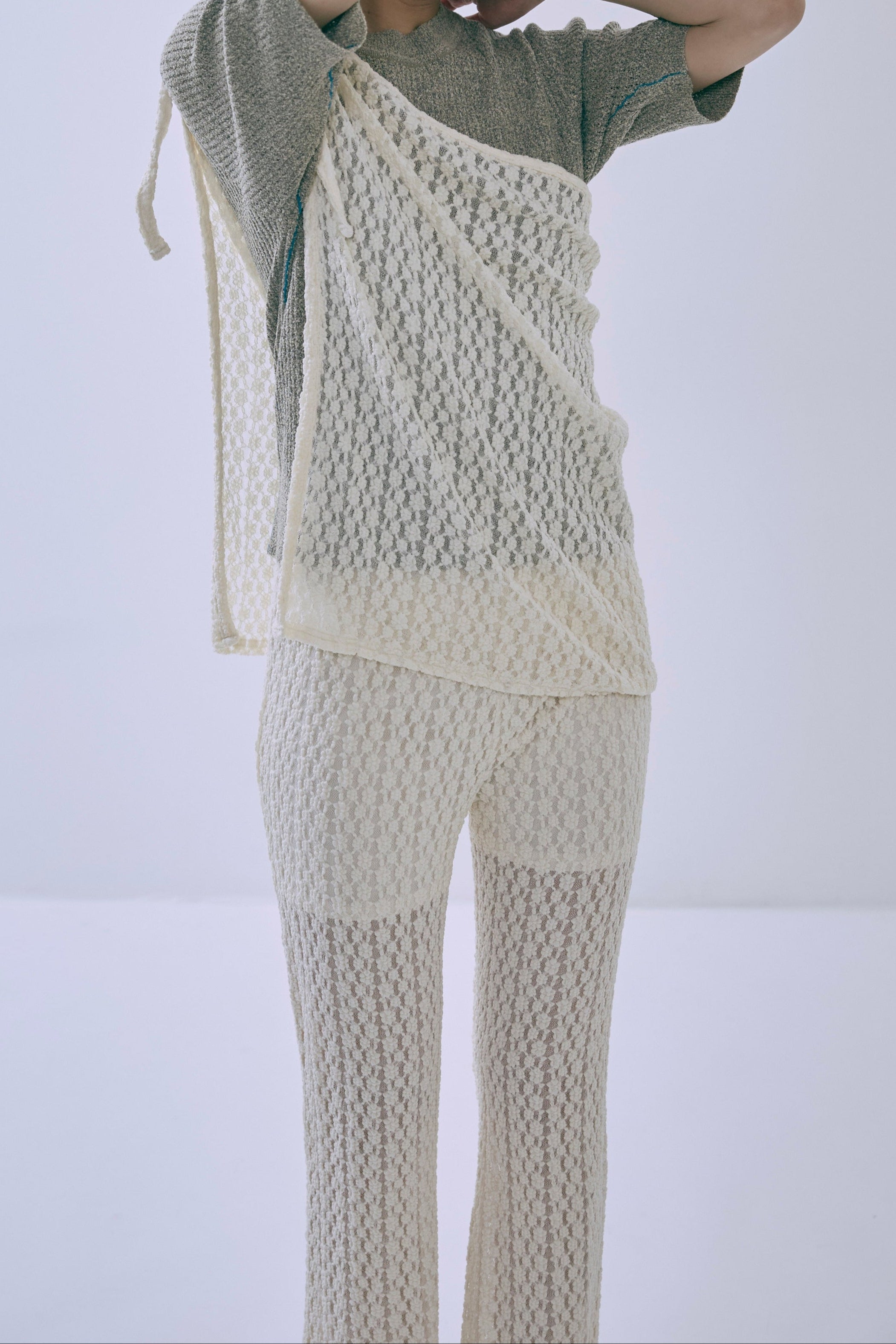 着用カラー:アイボリー　モデル身長:170cm