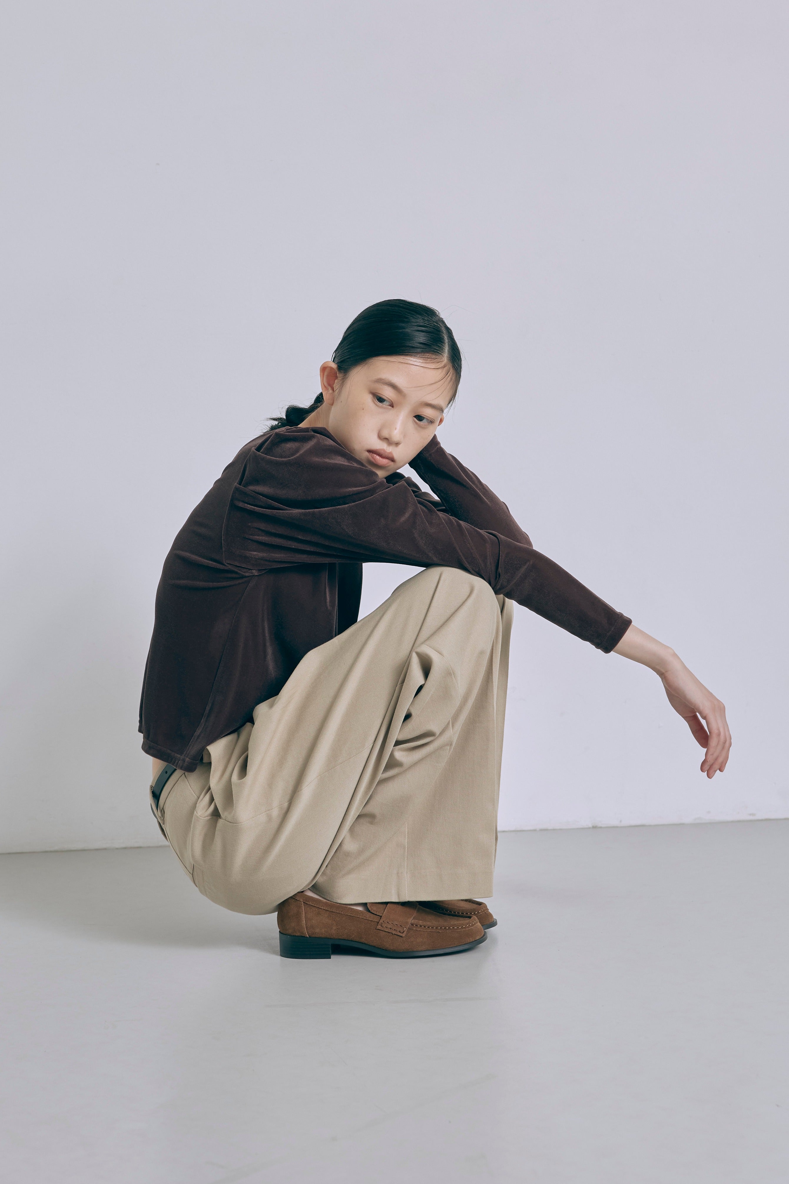 Wide Tuck Pants