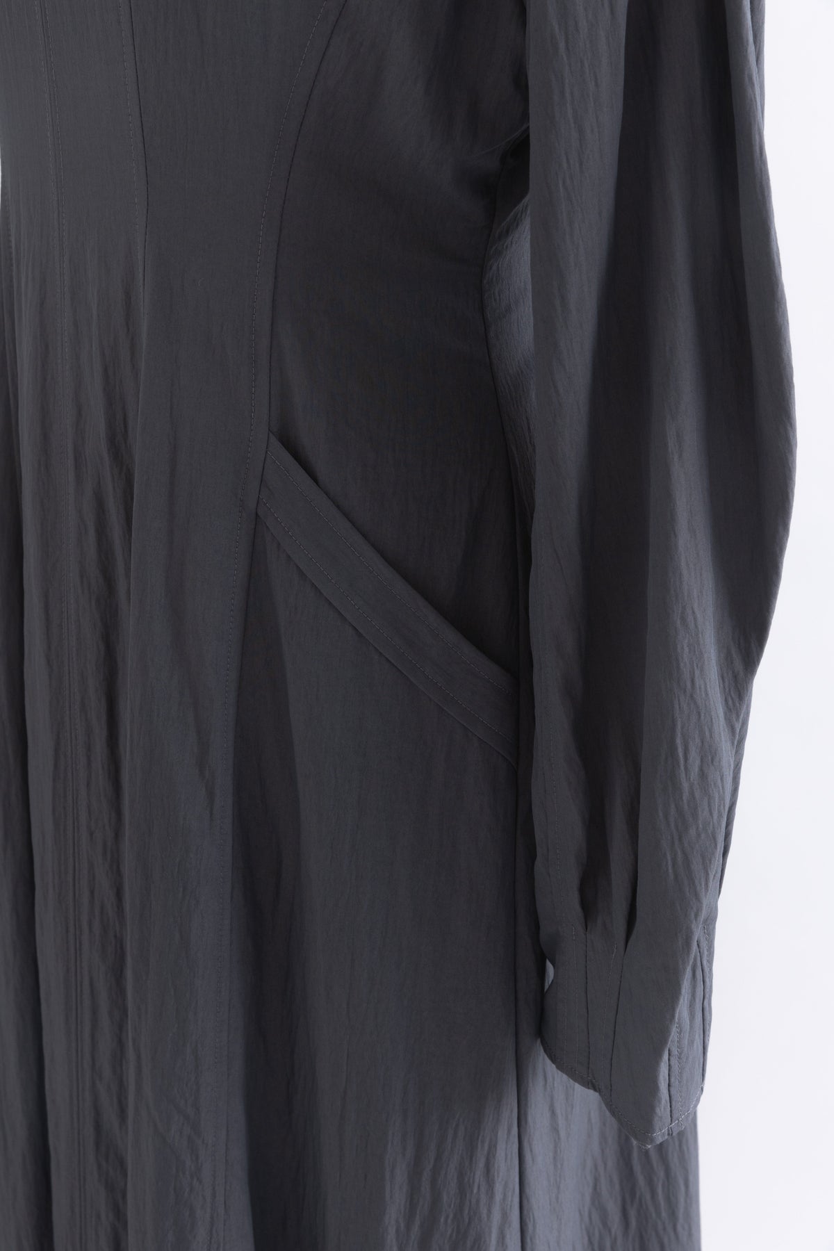 Volume Sleeve Soft Flare Dress チャコール