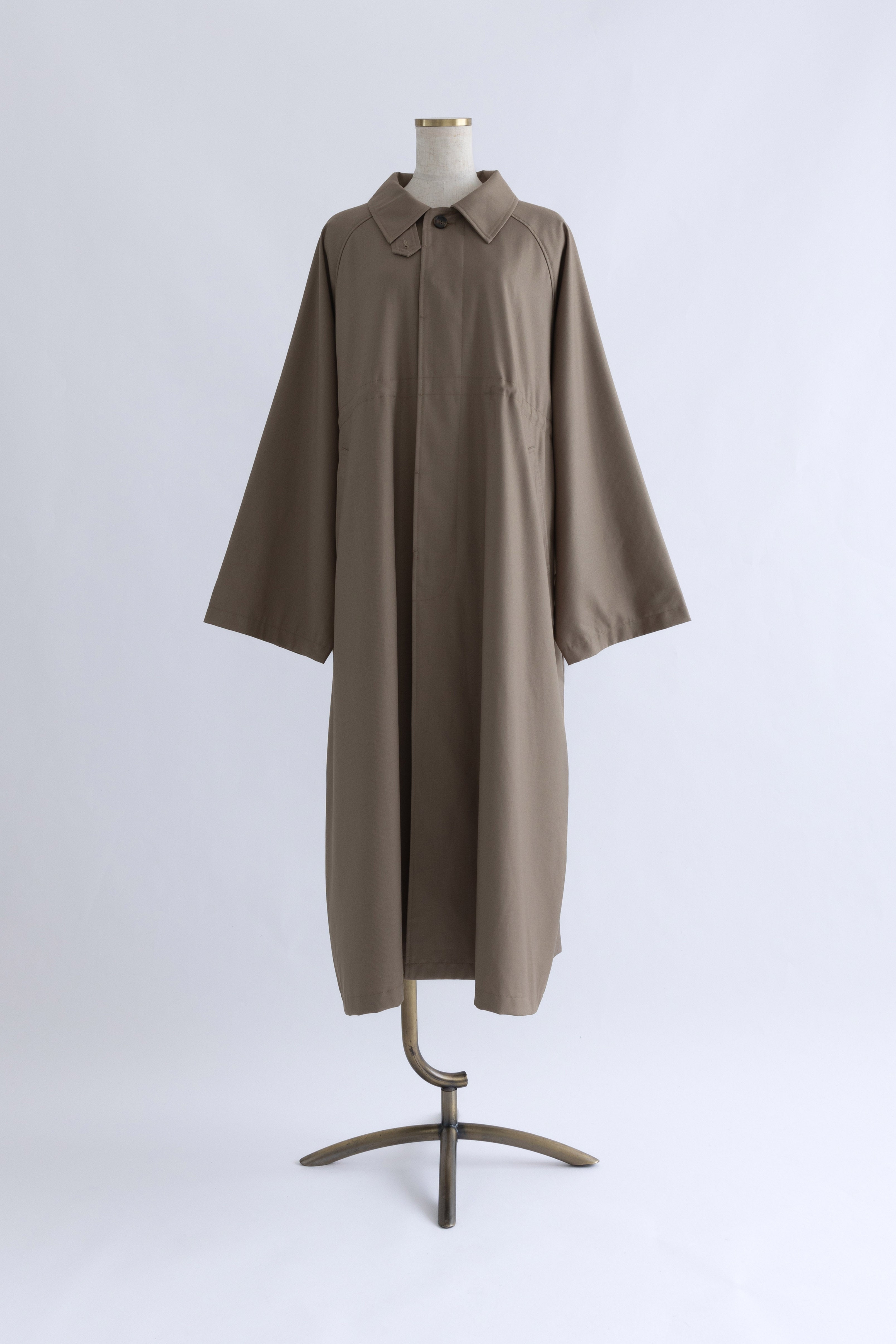 着用カラー:オリーブ