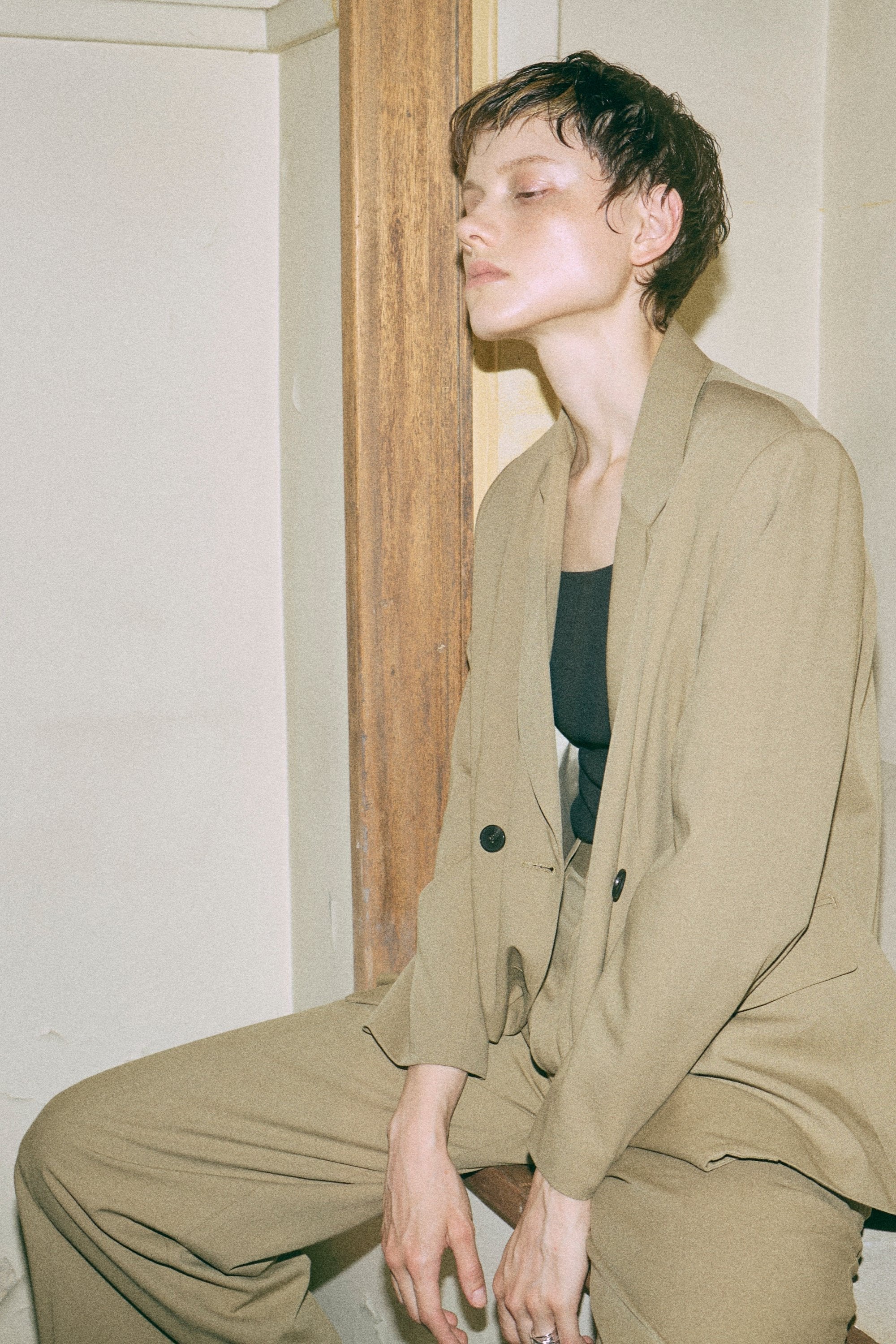 【Set Up】Semi-Wide Trousers