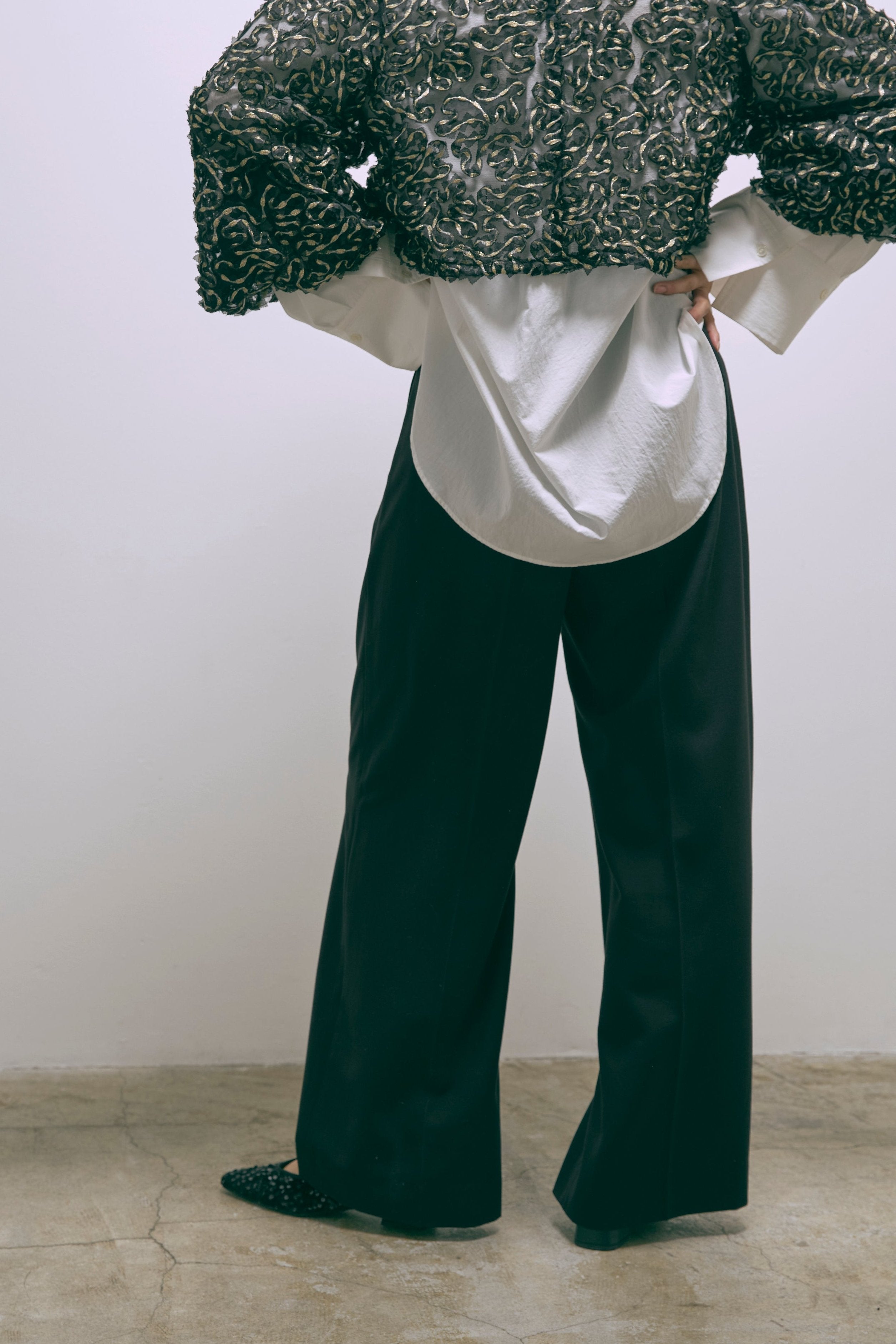 【Set Up】Semi-Wide Trousers