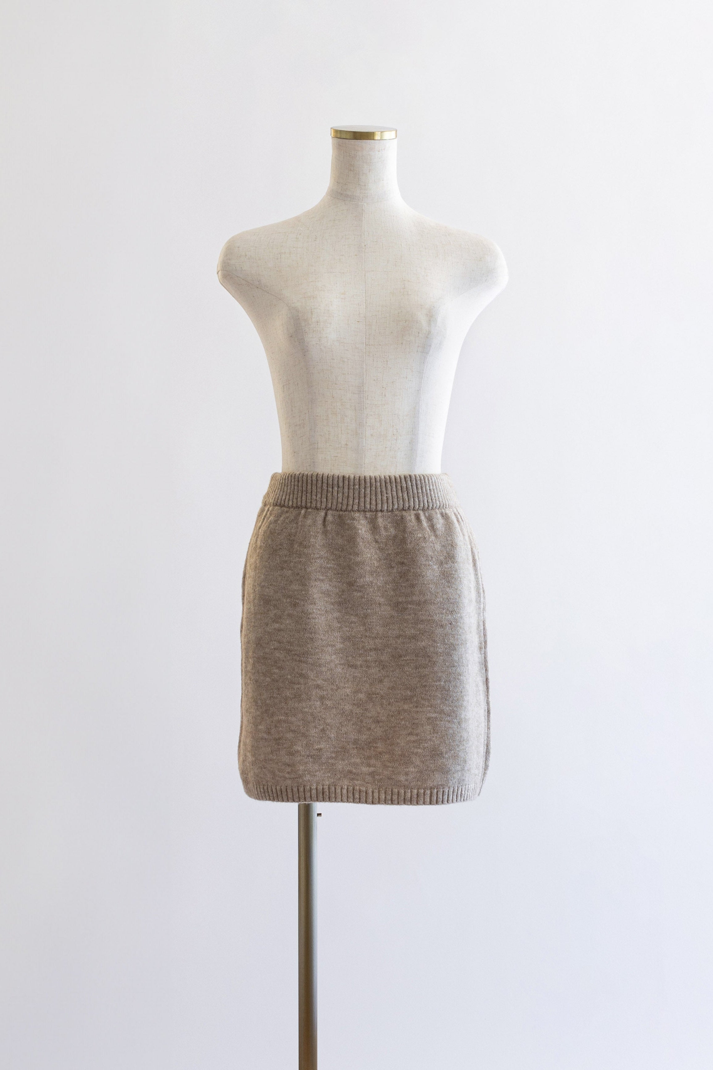 Alpaca-Touch Knit Mini Skirt ベージュ