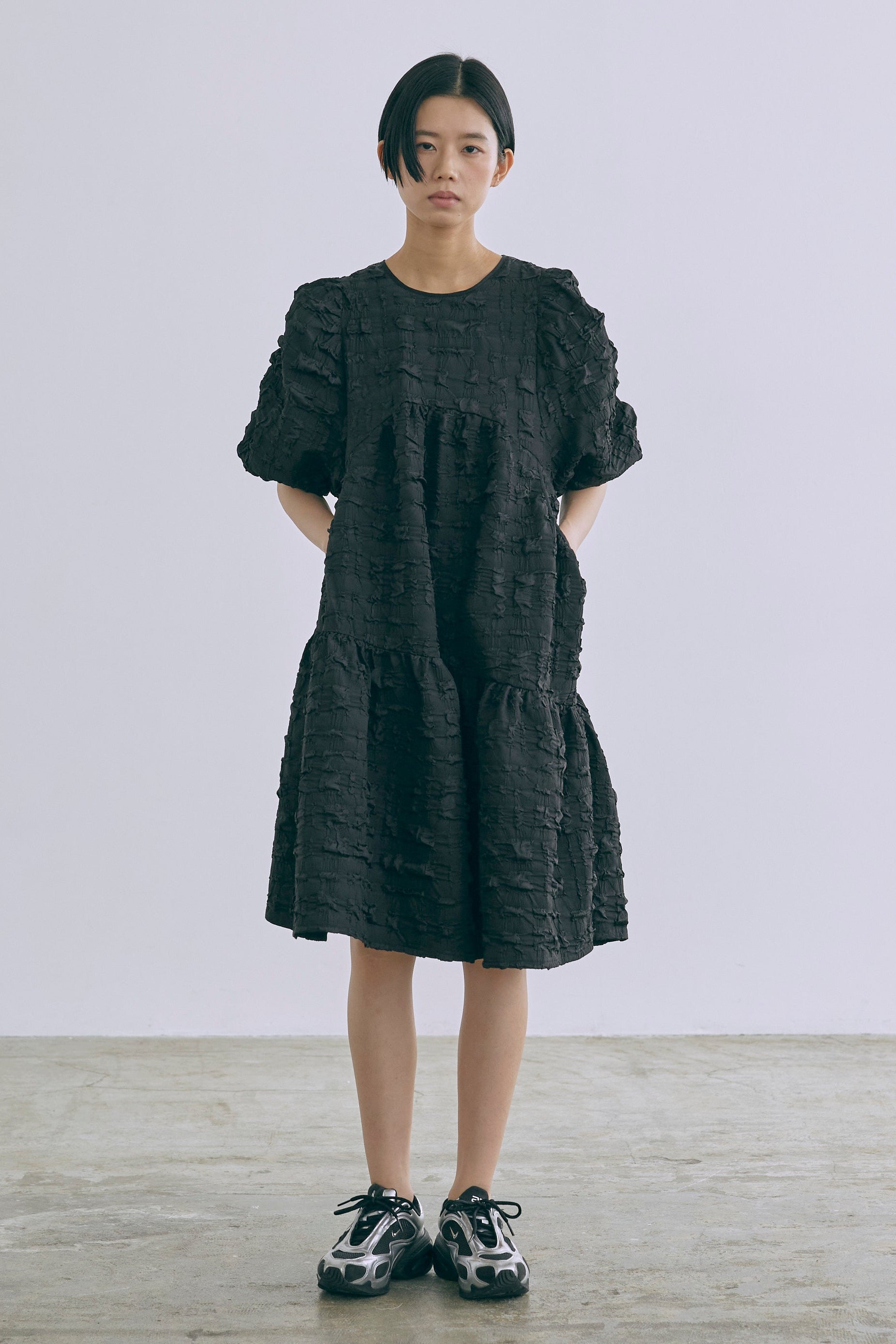 着用カラー:ブラック　着用サイズ:1　モデル身長:170cm