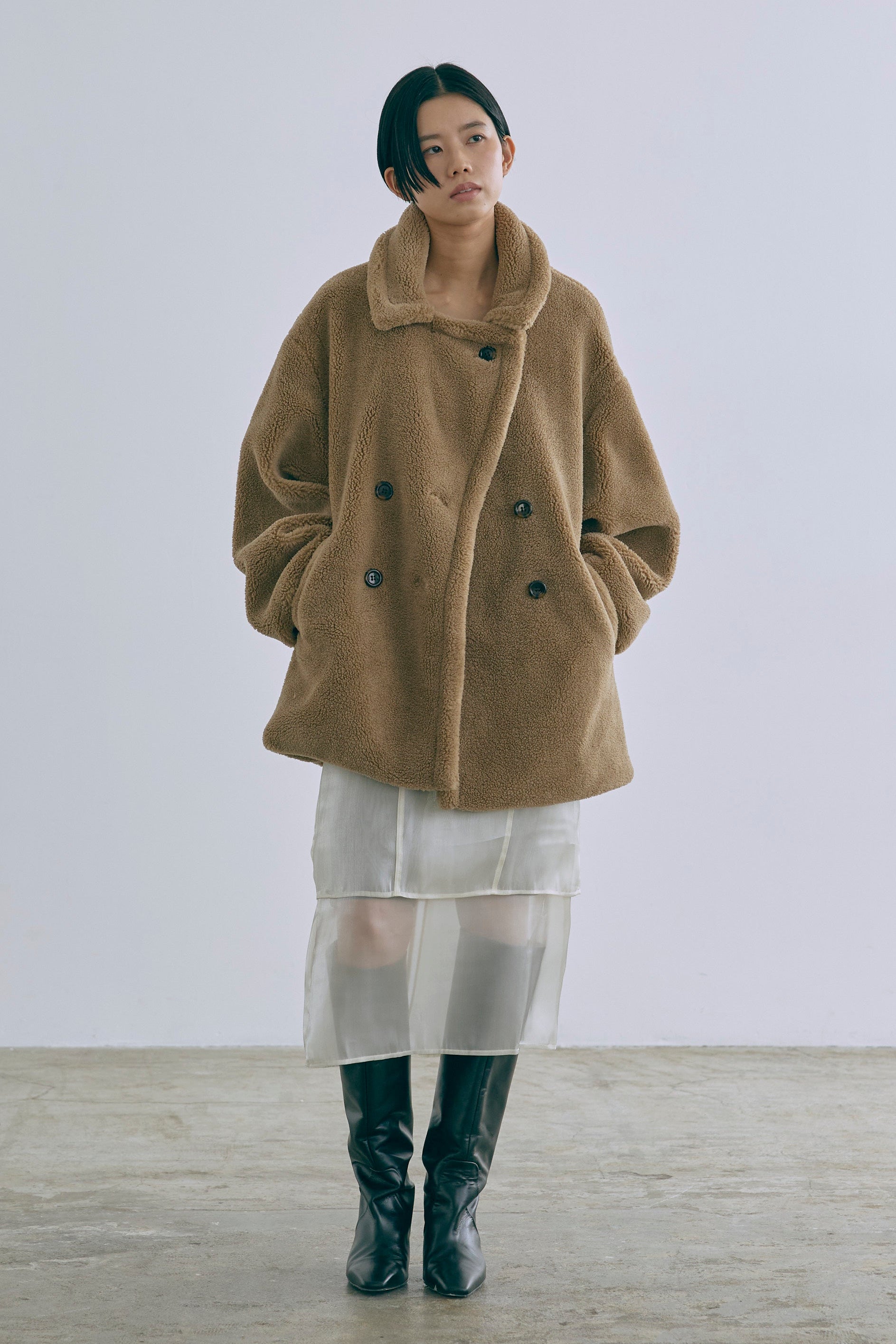 着用カラー:アイボリー  モデル身長:170㎝