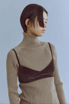 着用カラー:ブラウン　モデル身長:170cm