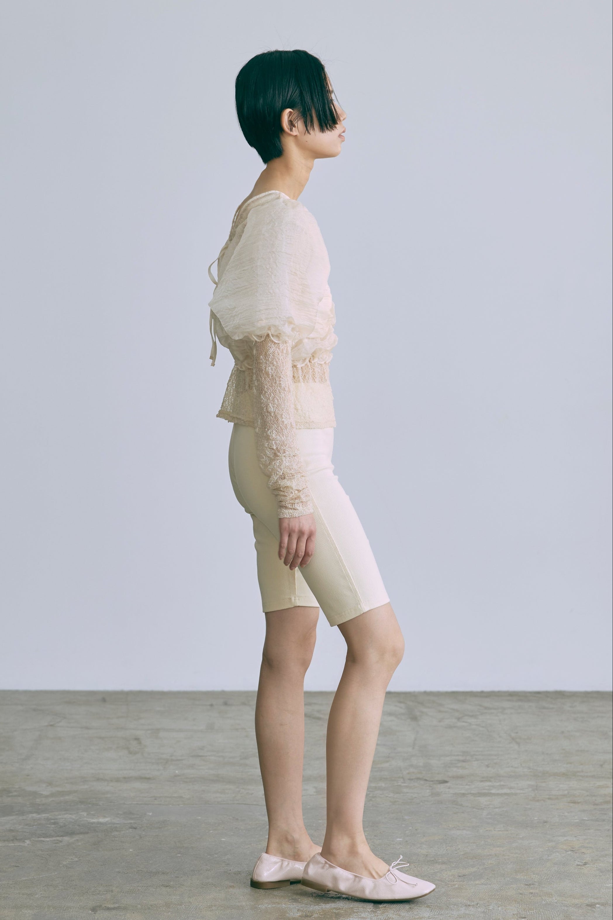 新品＊EN NEUME ＊Sheer crinkled top ベージュ Sheer Crinkled Top – EN NEUME