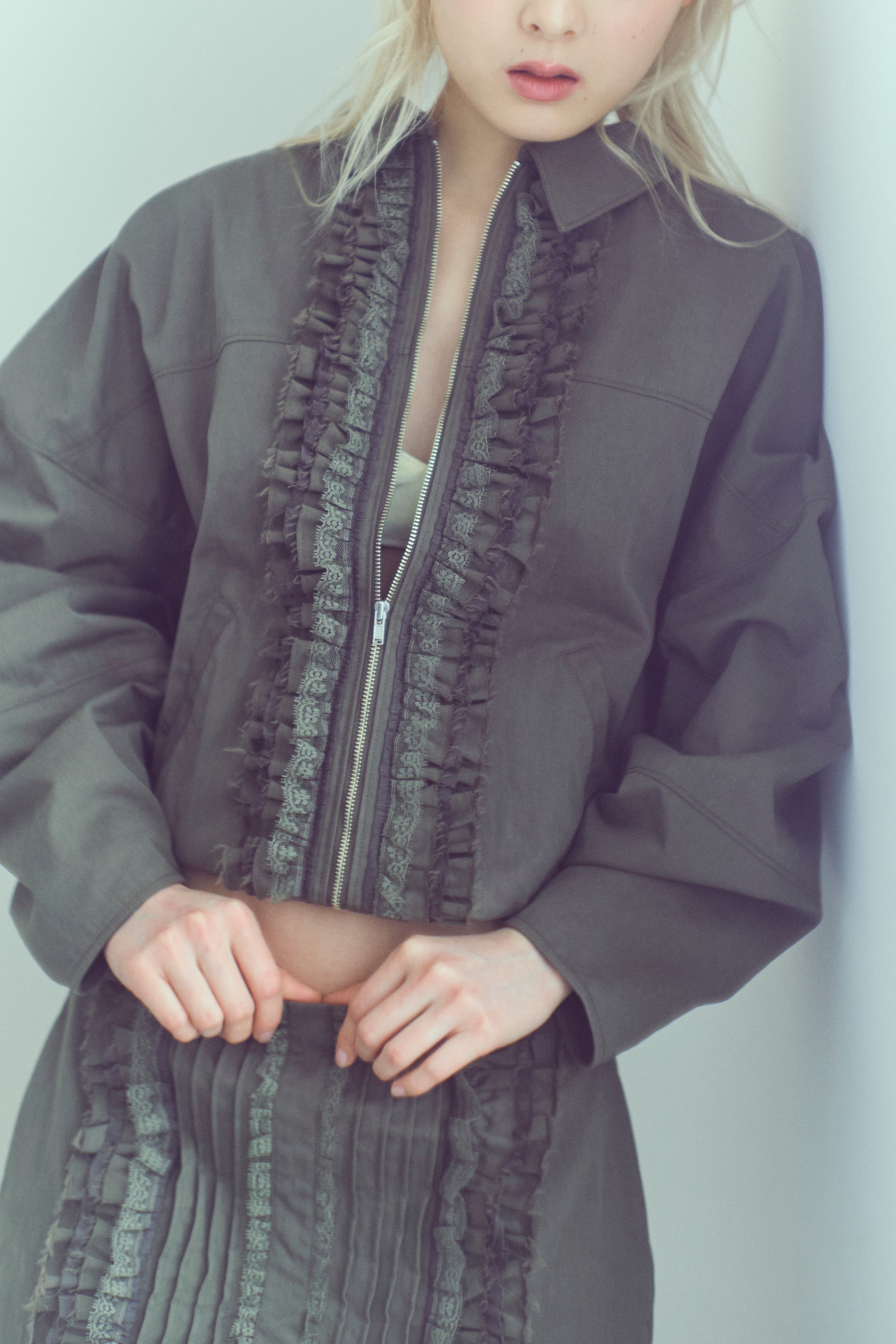 着用カラー:カーキ  モデル身長:162㎝