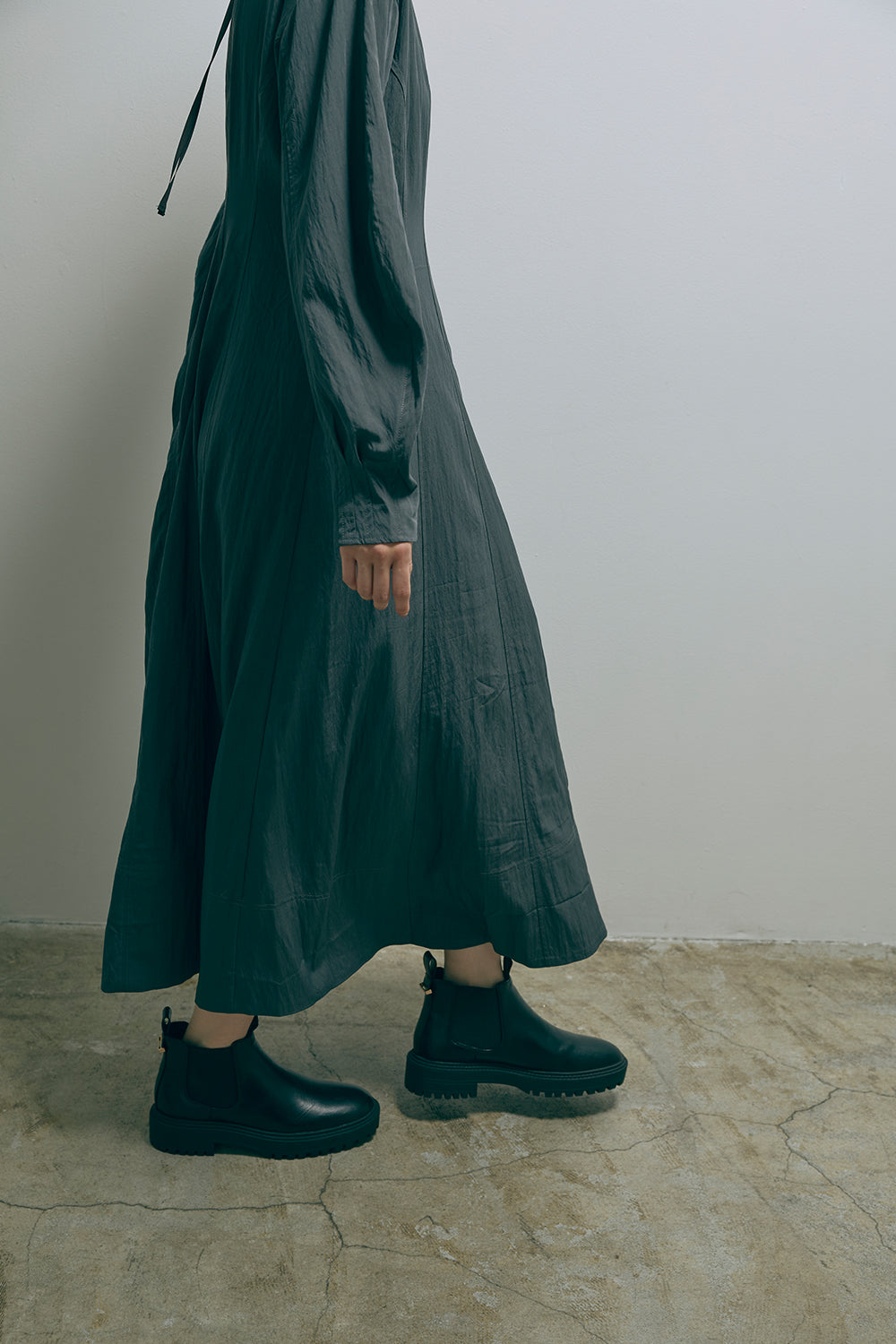 Volume Sleeve Soft Flare Dress