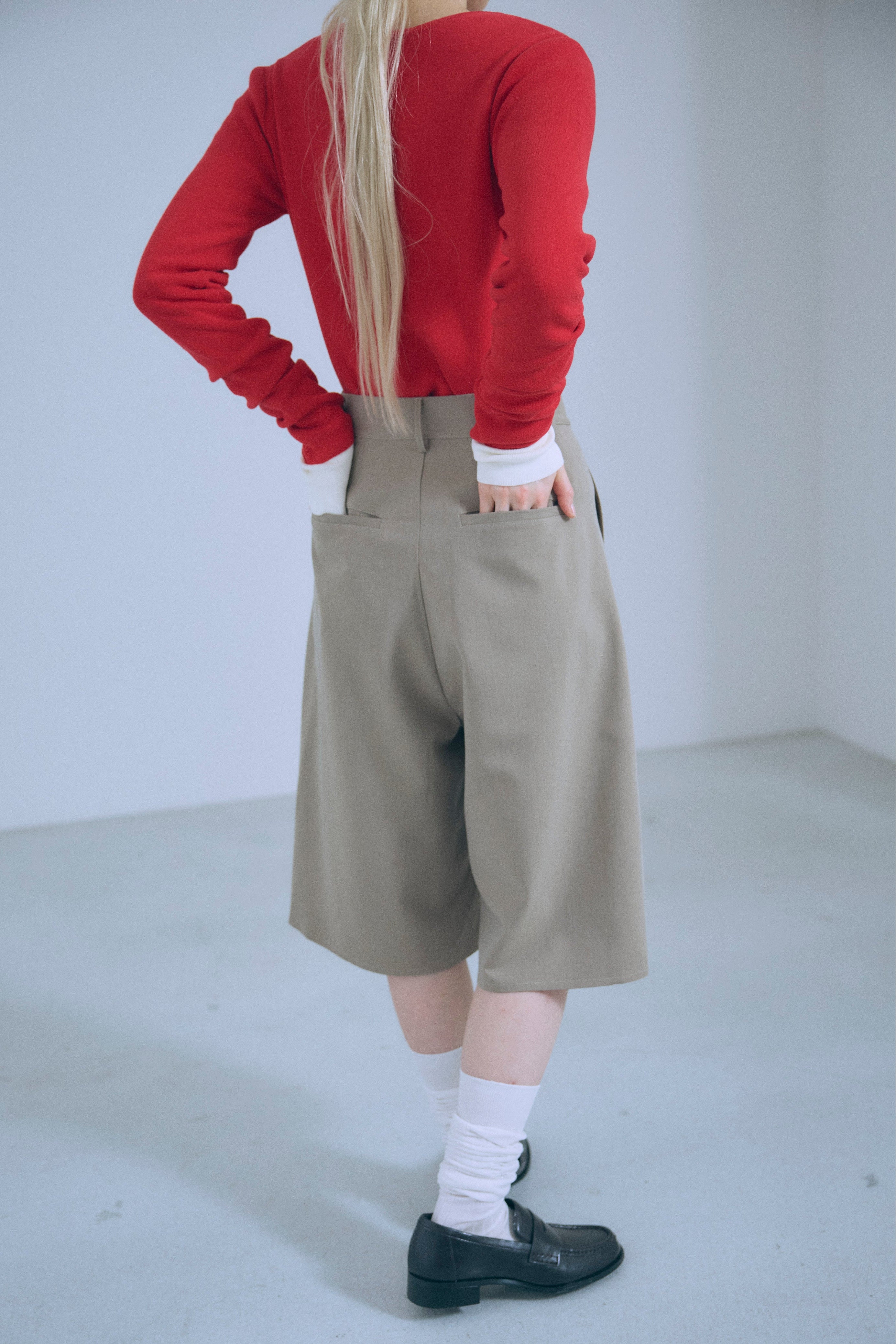 Big Silhouette Half Pants – EN NEUME