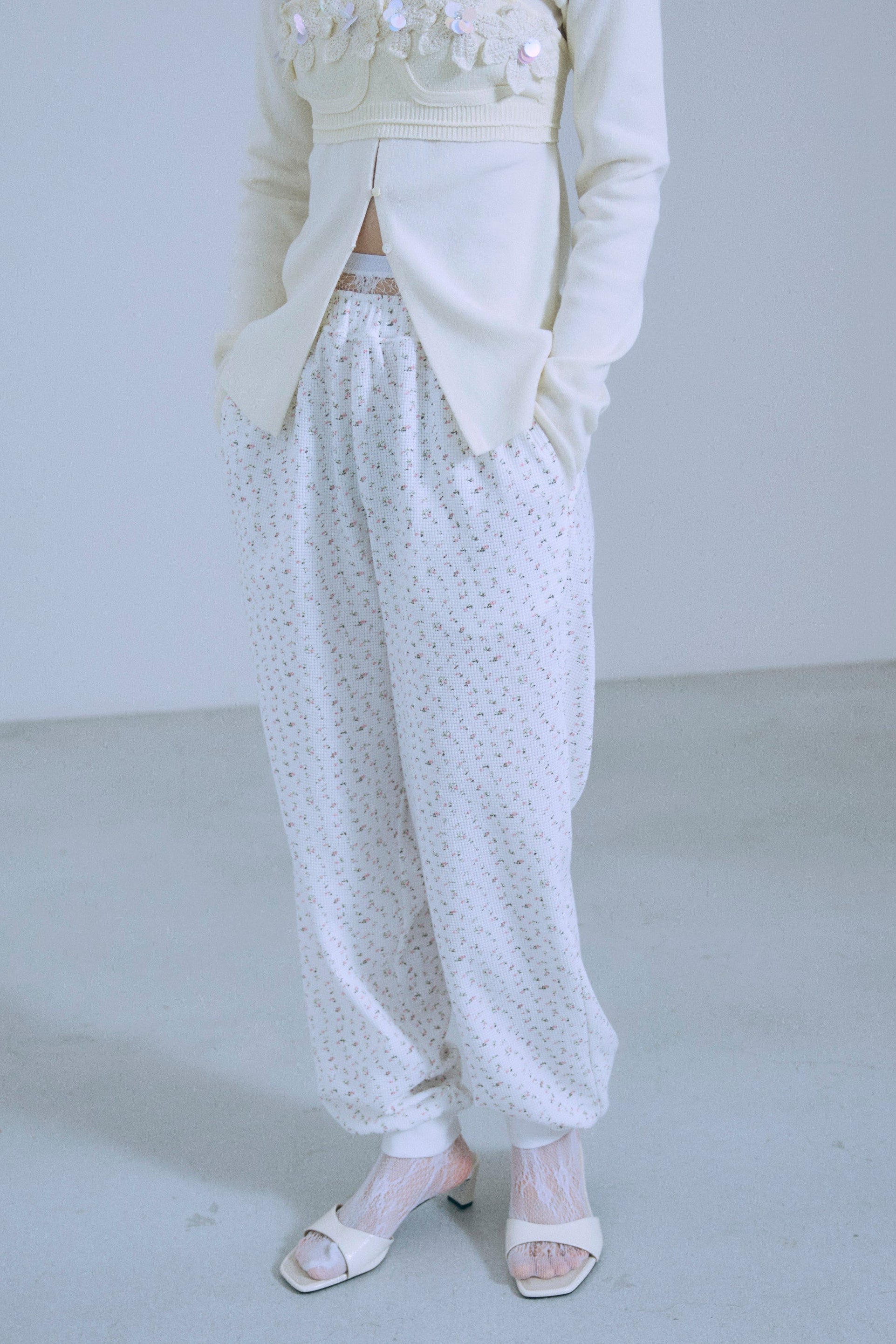 着用カラー:アイボリー  モデル身長:162㎝