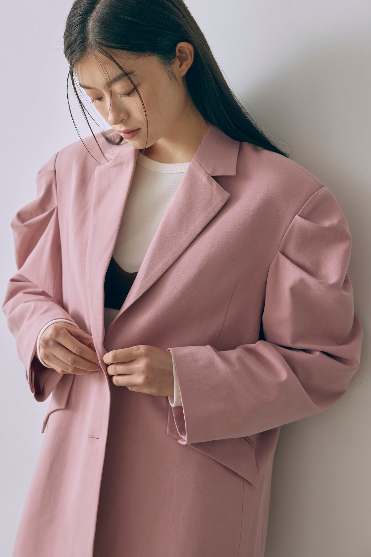 Gathered Shoulder Fitted Jacket ピンク size:1 model:171cm YUUMIKO