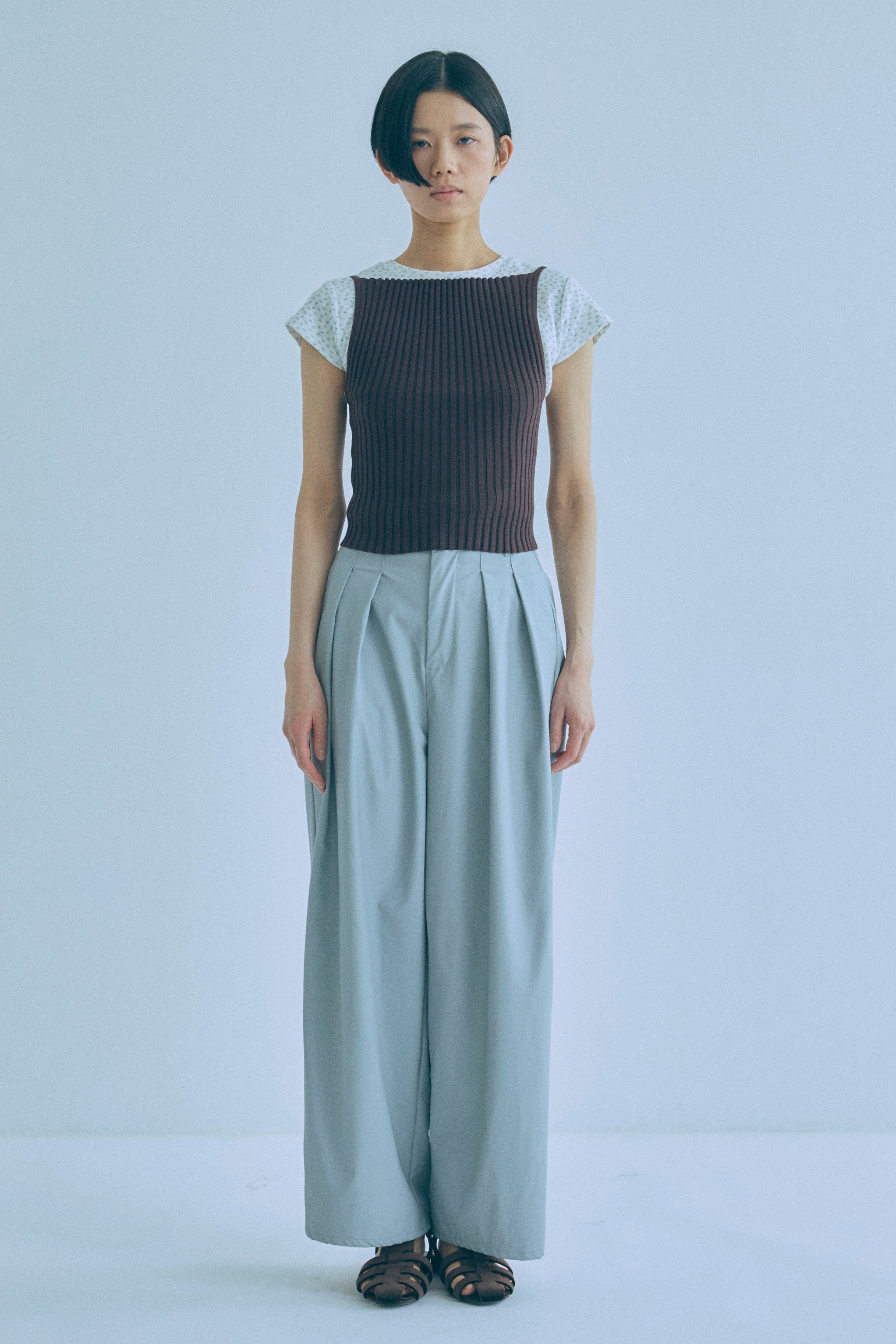 着用カラー:オフホワイト  モデル身長:170㎝