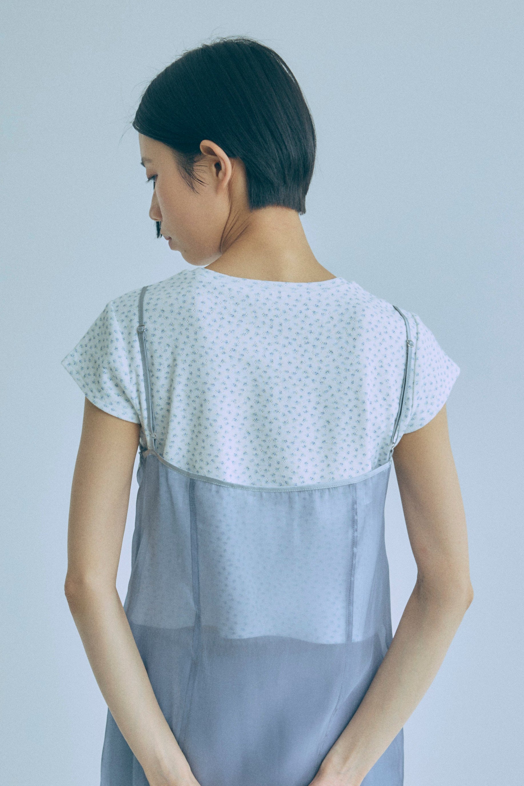 着用カラー:オフホワイト  モデル身長:170㎝