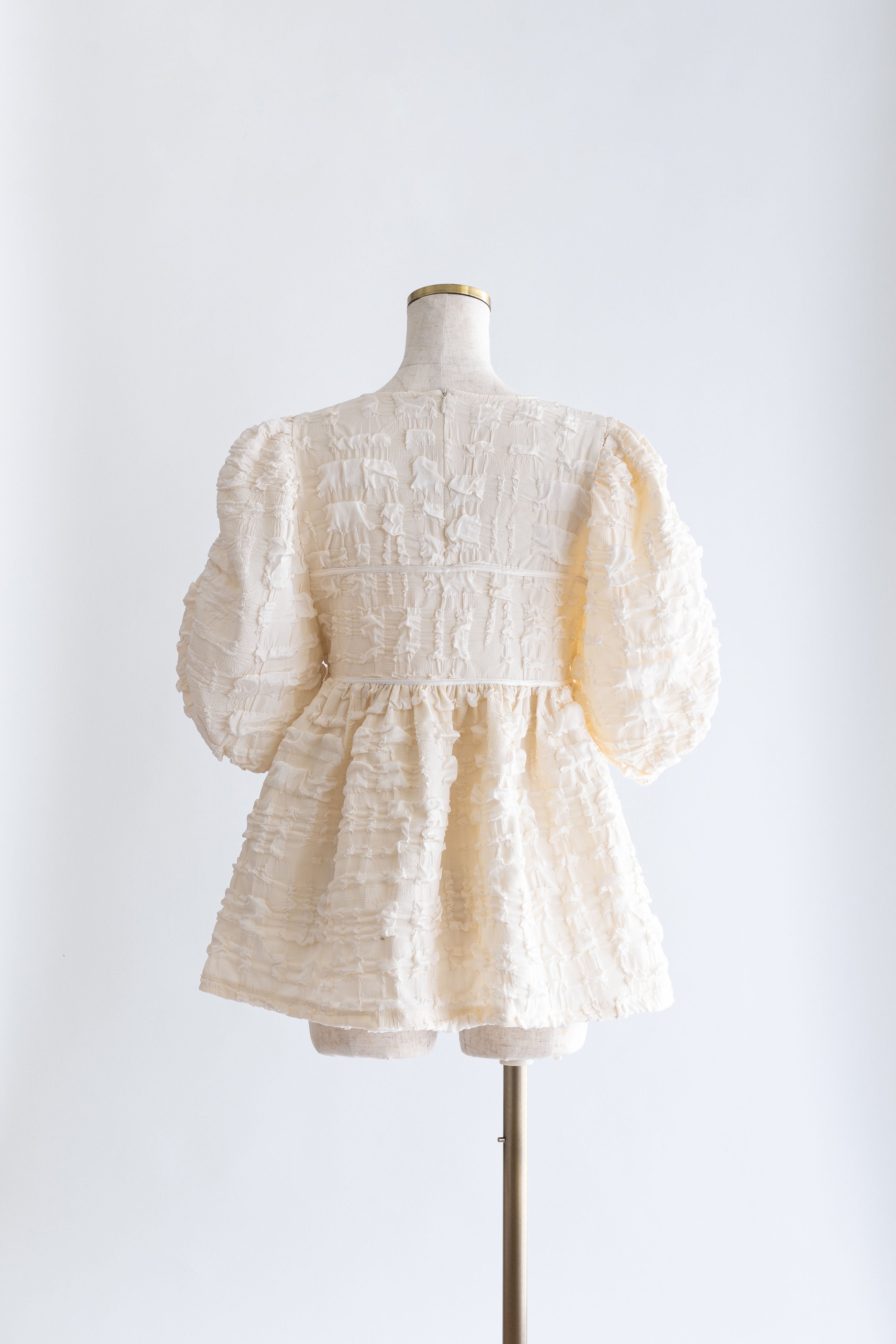 Jacquard Puffy Gatherd Tops – EN NEUME