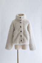 着用カラー:アイボリー