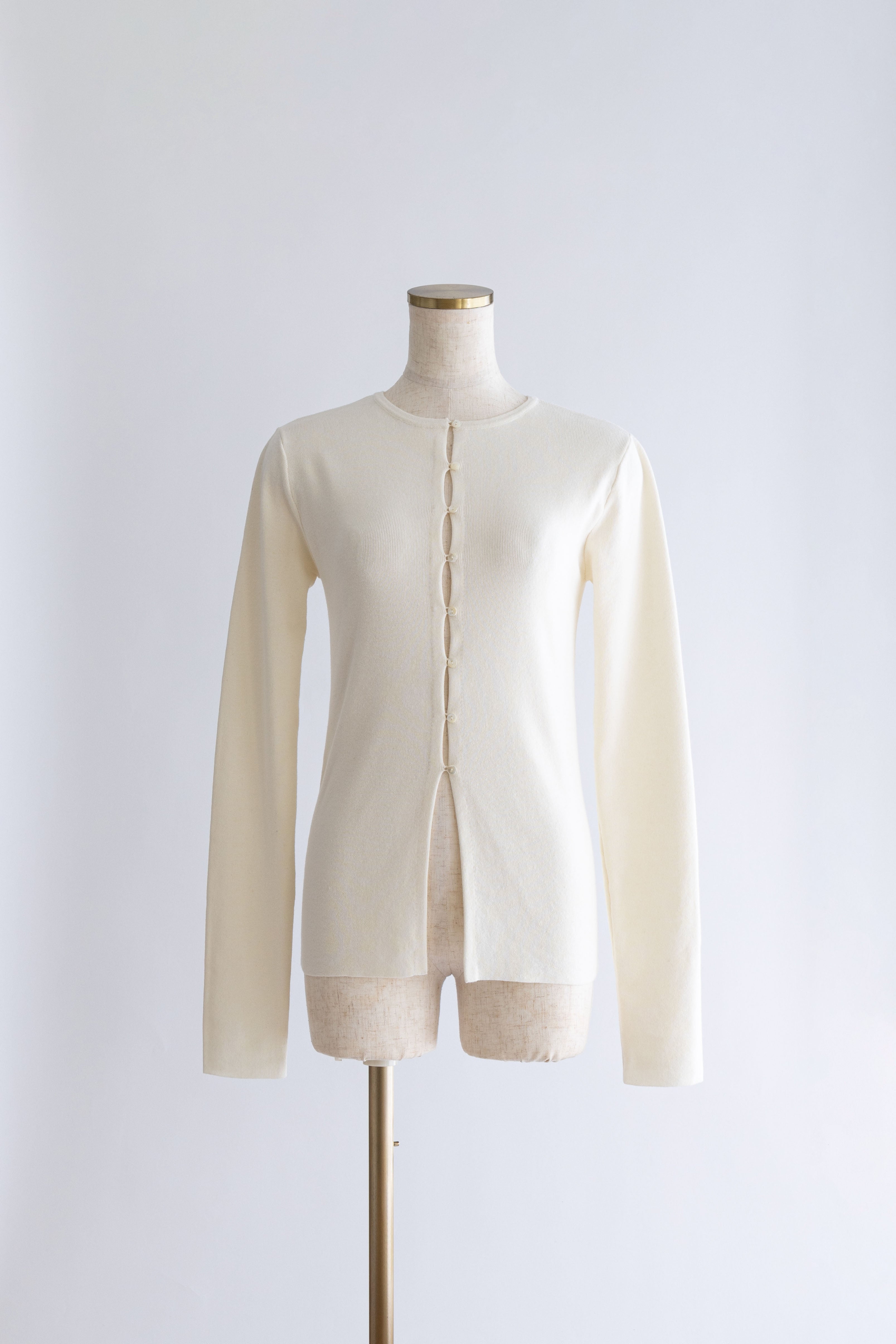 着用カラー:アイボリー