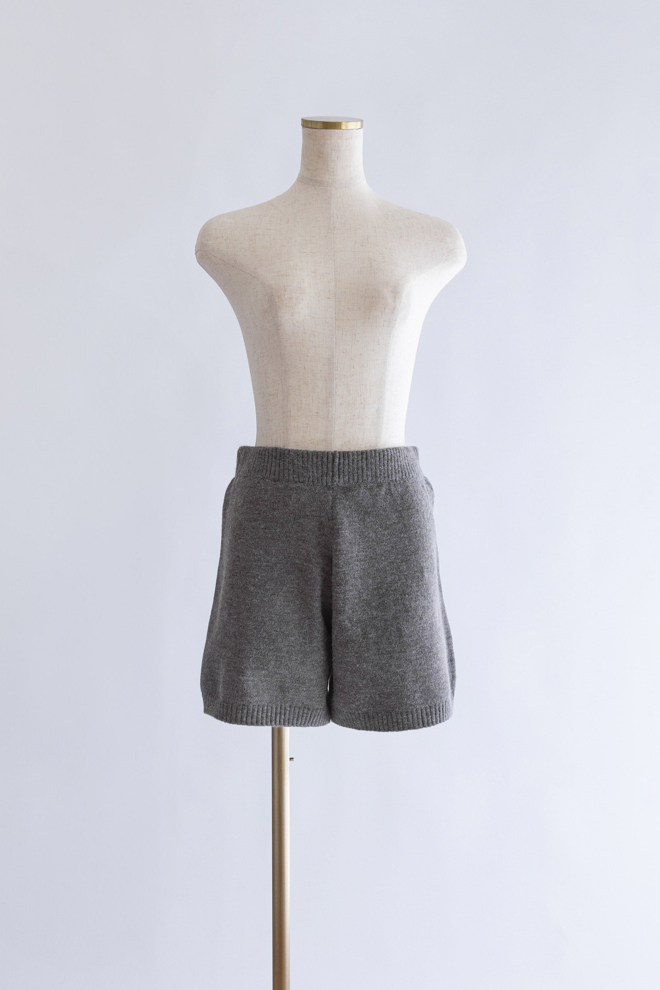 着用カラー:杢グレー