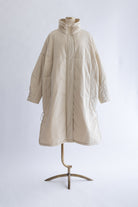 着用カラー:アイボリー