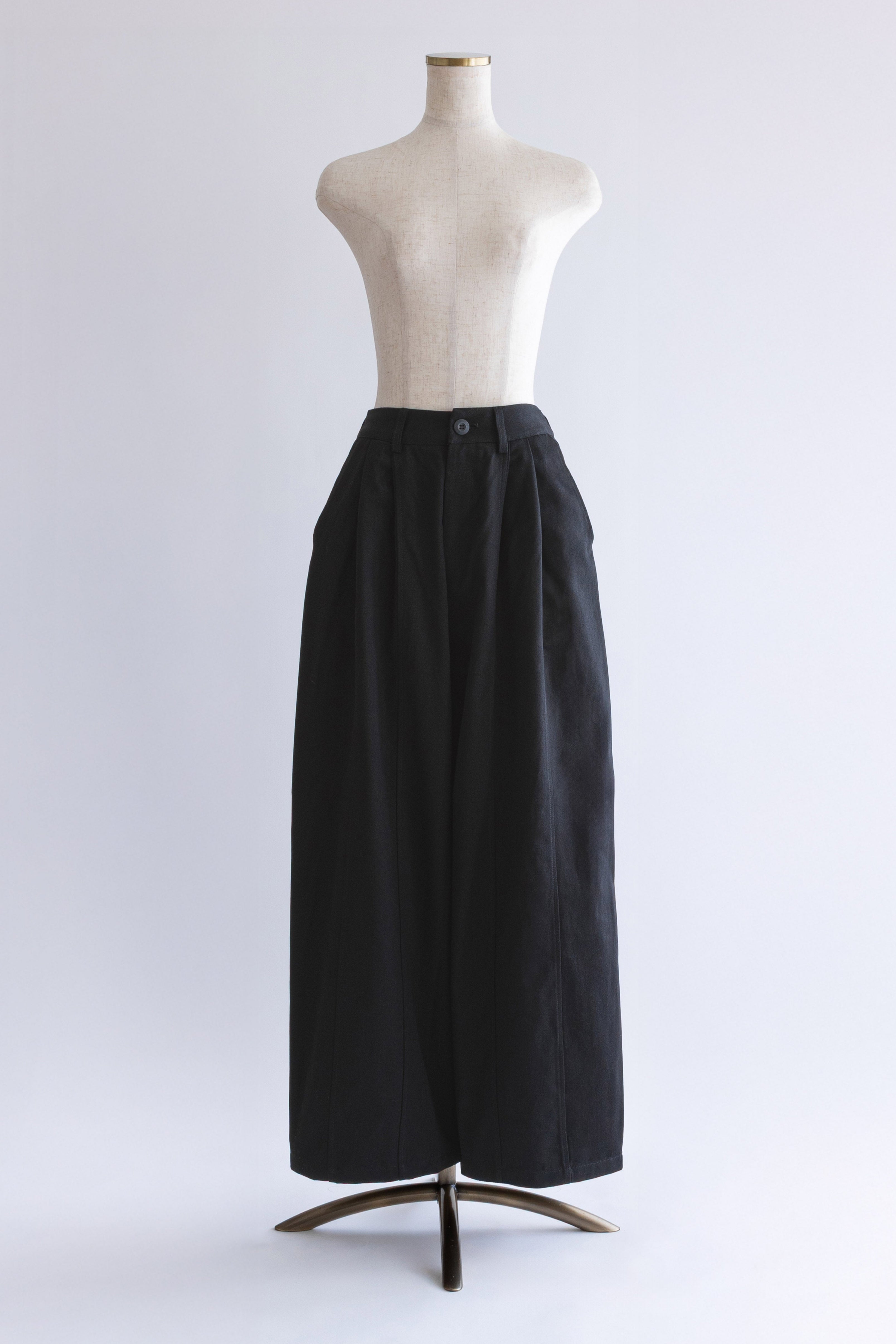 着用カラー:ブラック