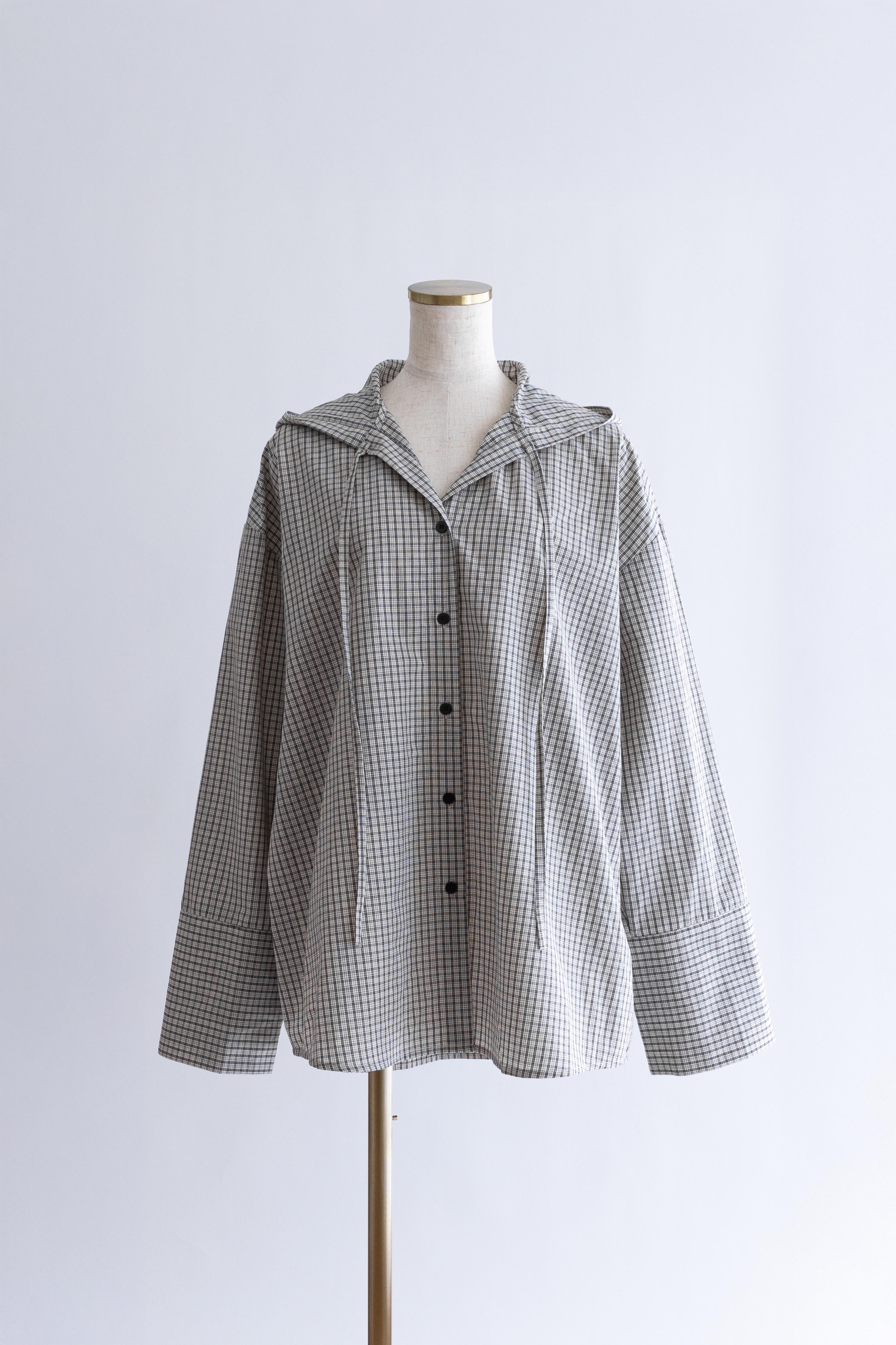 着用カラー:アイボリー