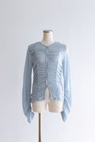 着用カラー:ブルー