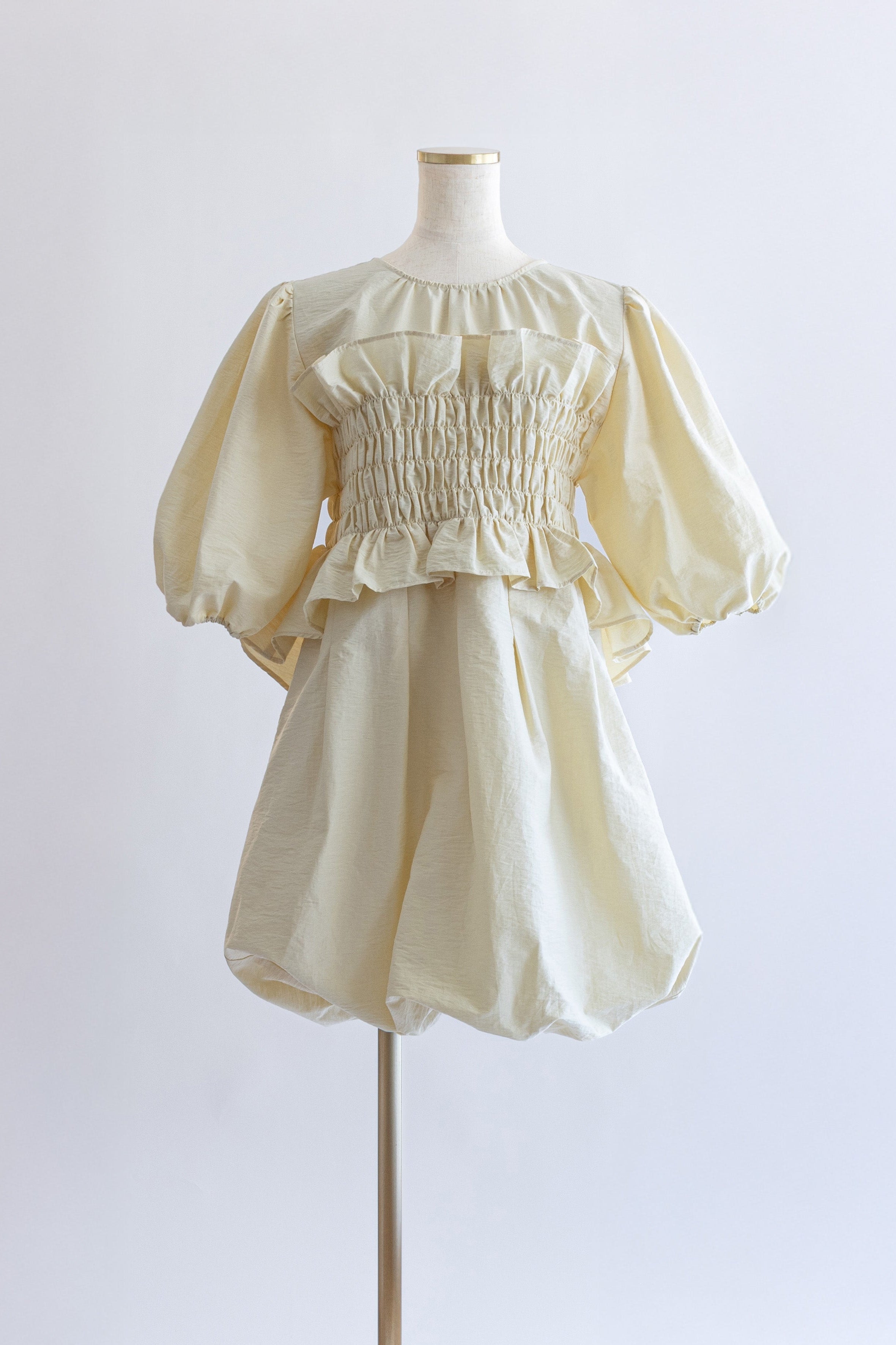 着用カラー:イエロー