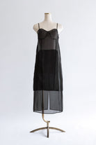 着用カラー:ブラック