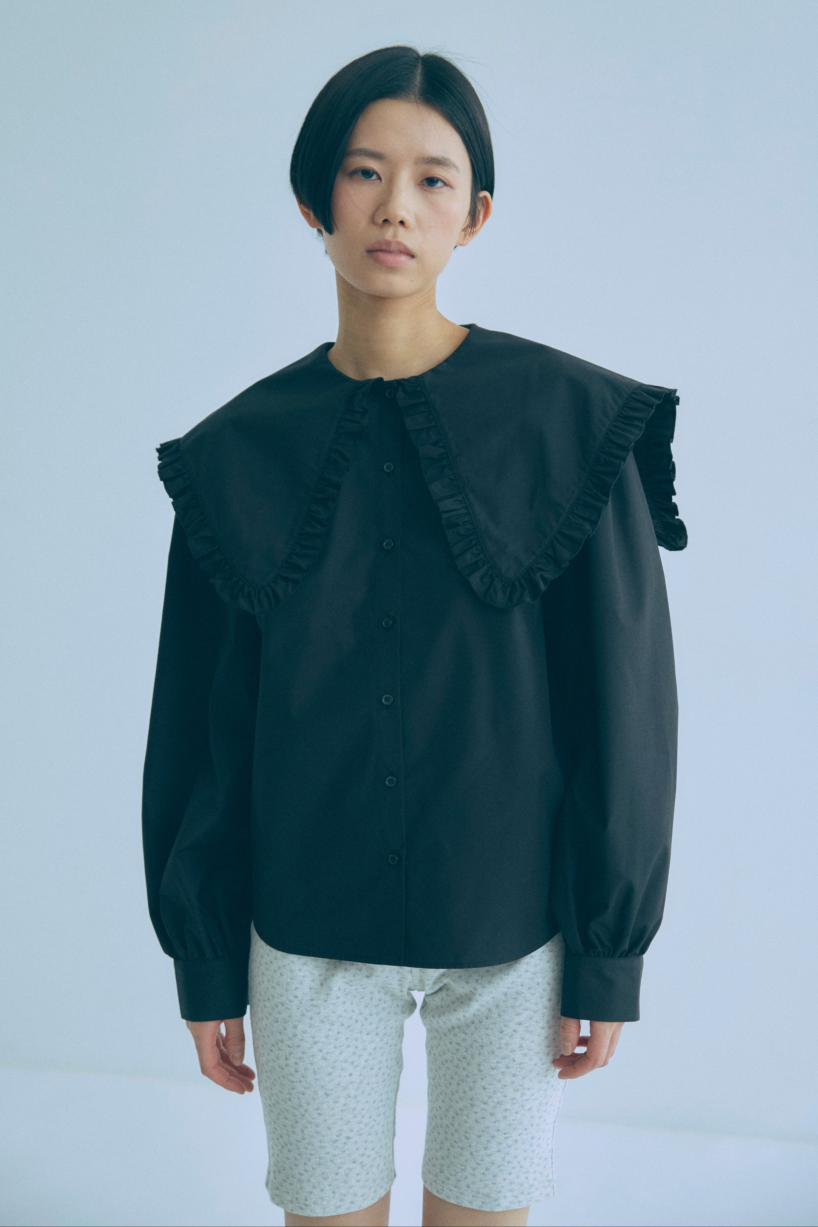Big Collar Frill Brouse – EN NEUME