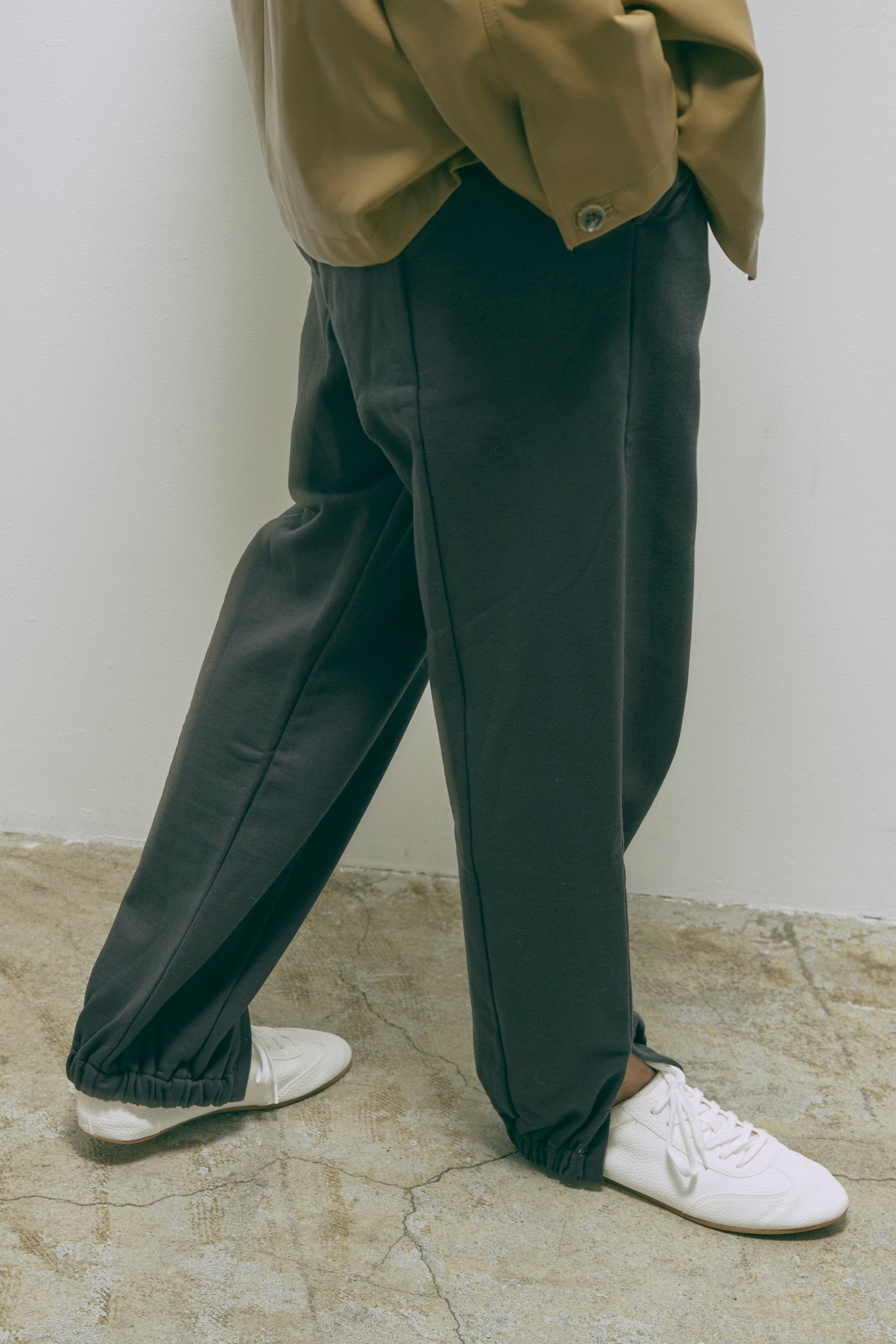 【Set Up】Slit Sweat Pants