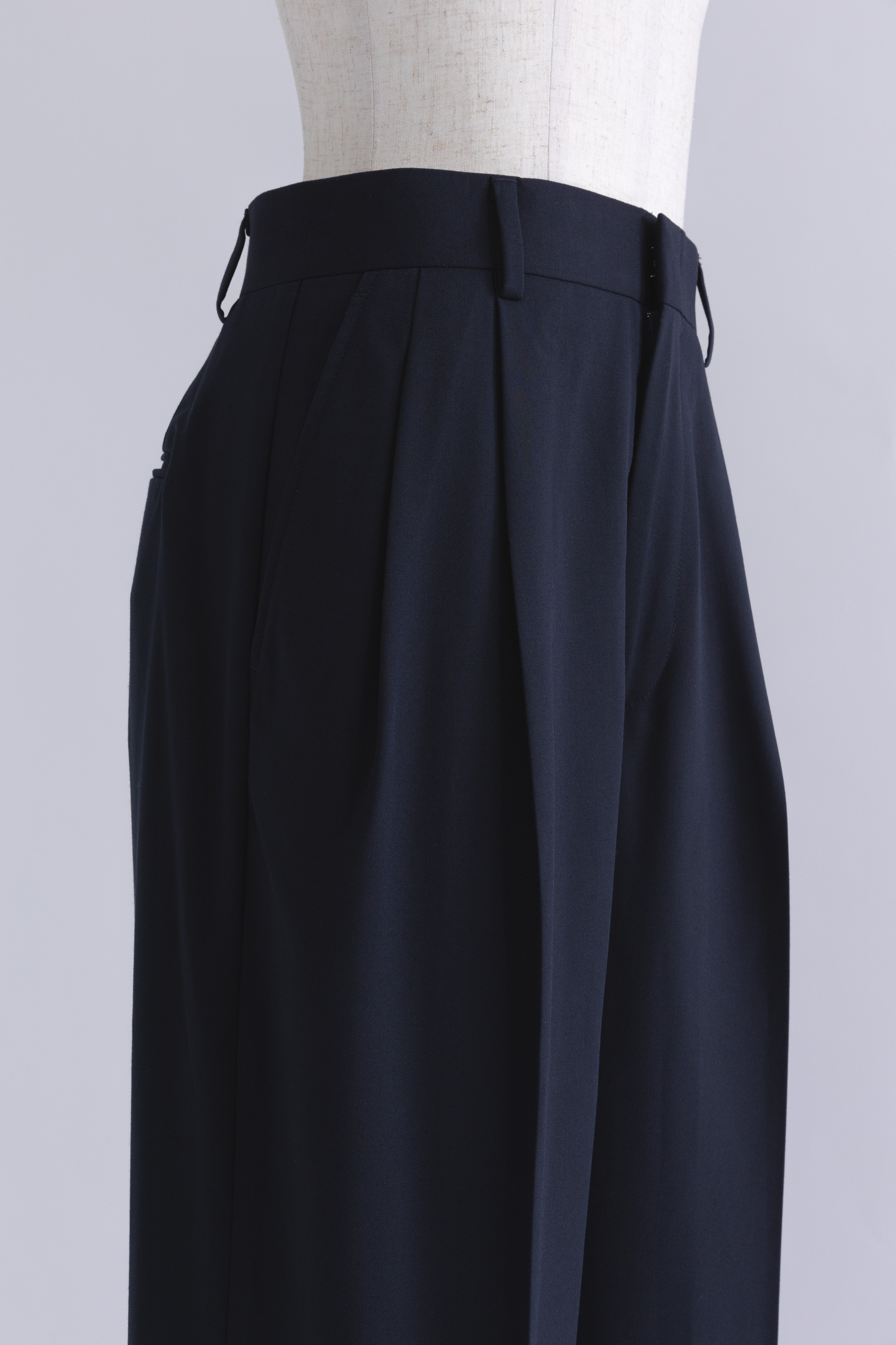 【Set Up】Semi-Wide Trousers