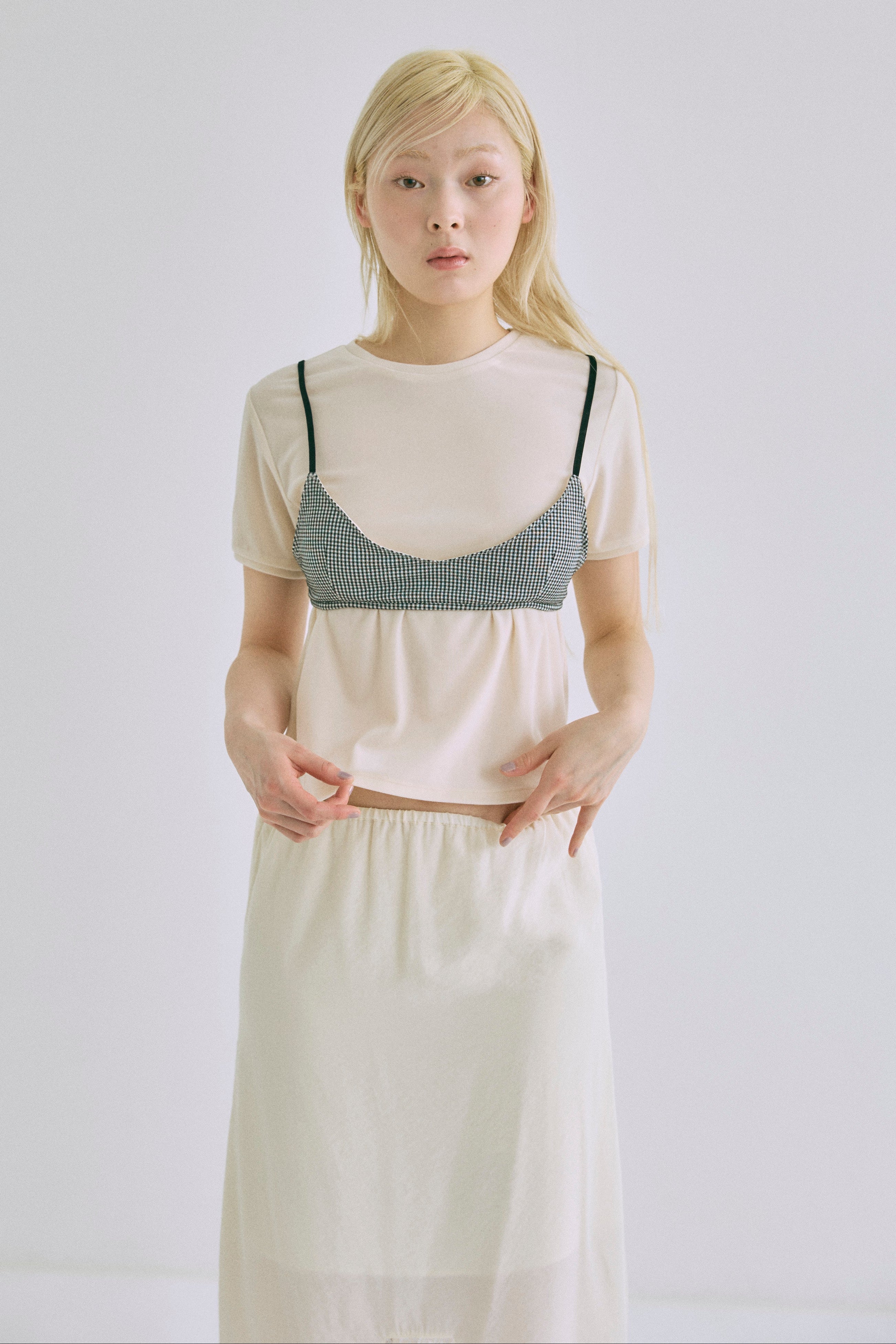 着用カラー:アイボリー  モデル身長:162㎝