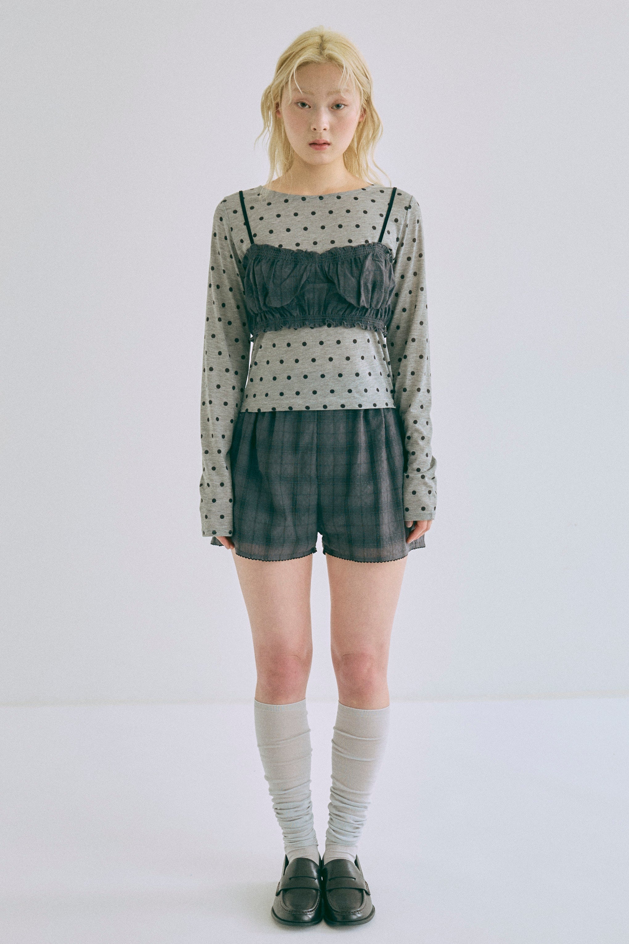 着用カラー:グレー モデル身長:162㎝