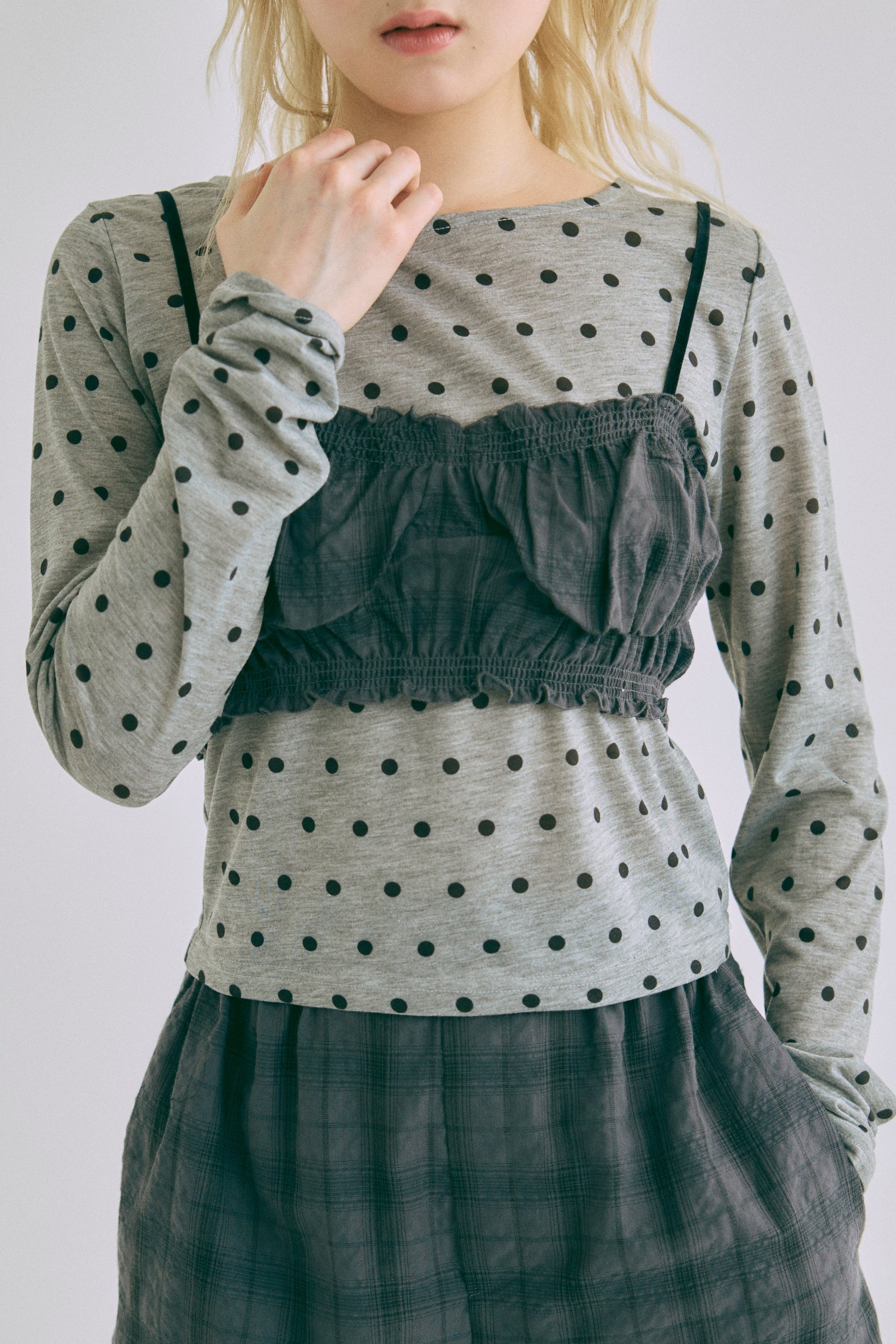 着用カラー:グレー モデル身長:162㎝