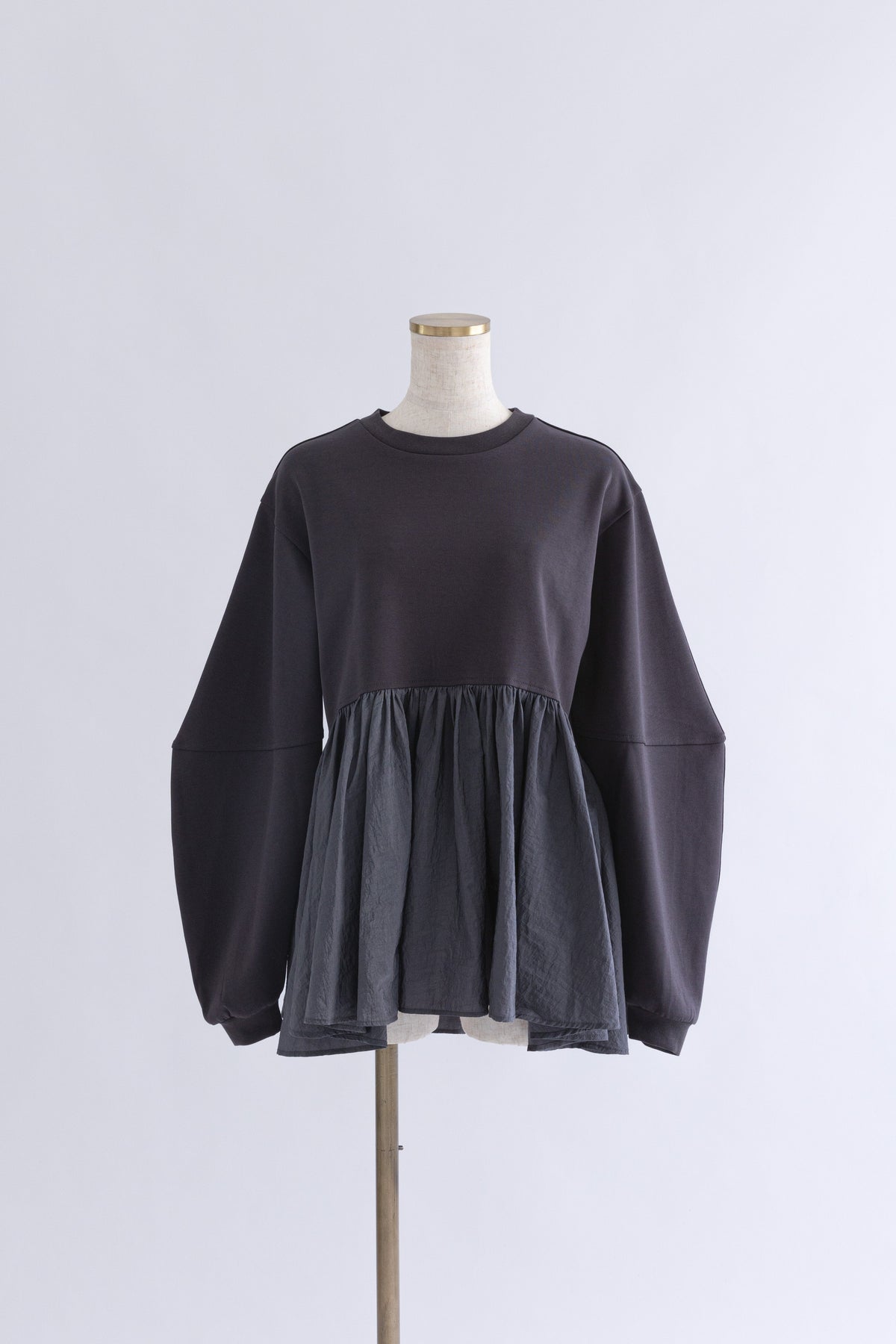 Bonding Peplum Top チャコール