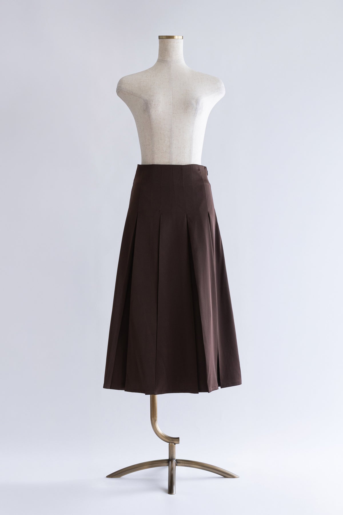 Satin Tuck Pleated Skirt ブラウン