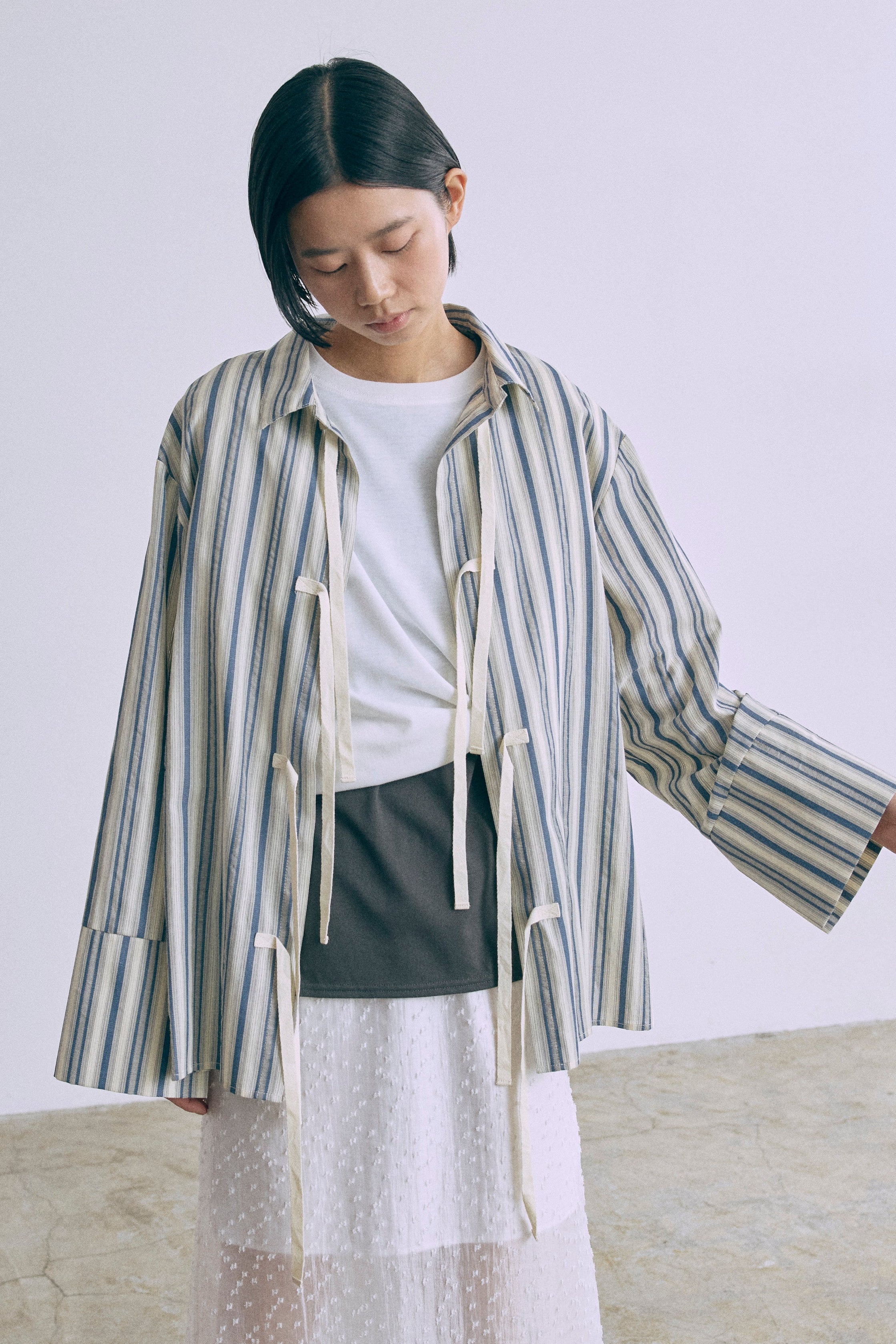 エンノイム　EN NEUMEストライプシャツ Multi-Stripe Knotted Shirt – EN NEUME