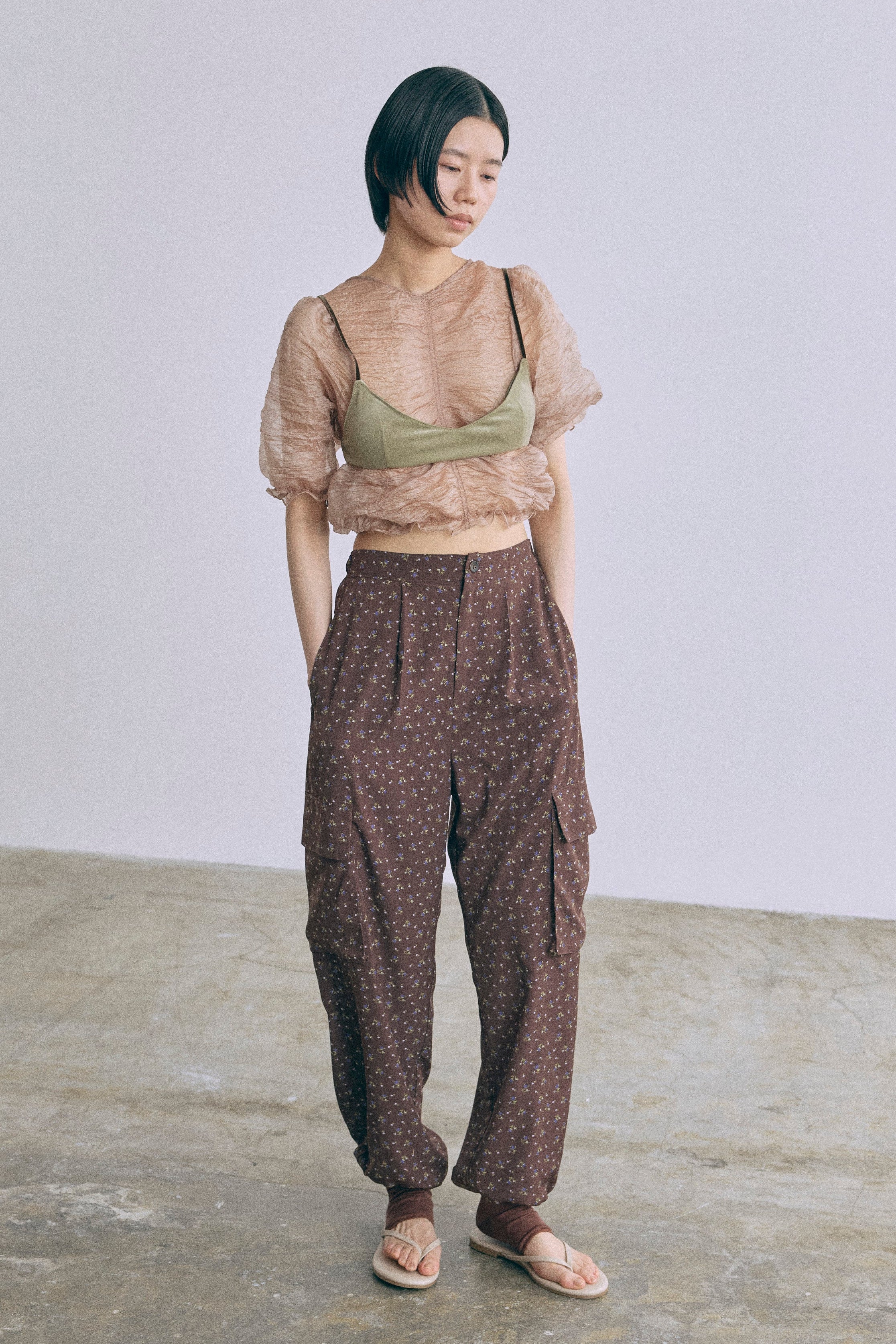 新品＊EN NEUME ＊Sheer crinkled top ベージュ Sheer Crinkled Top – EN NEUME