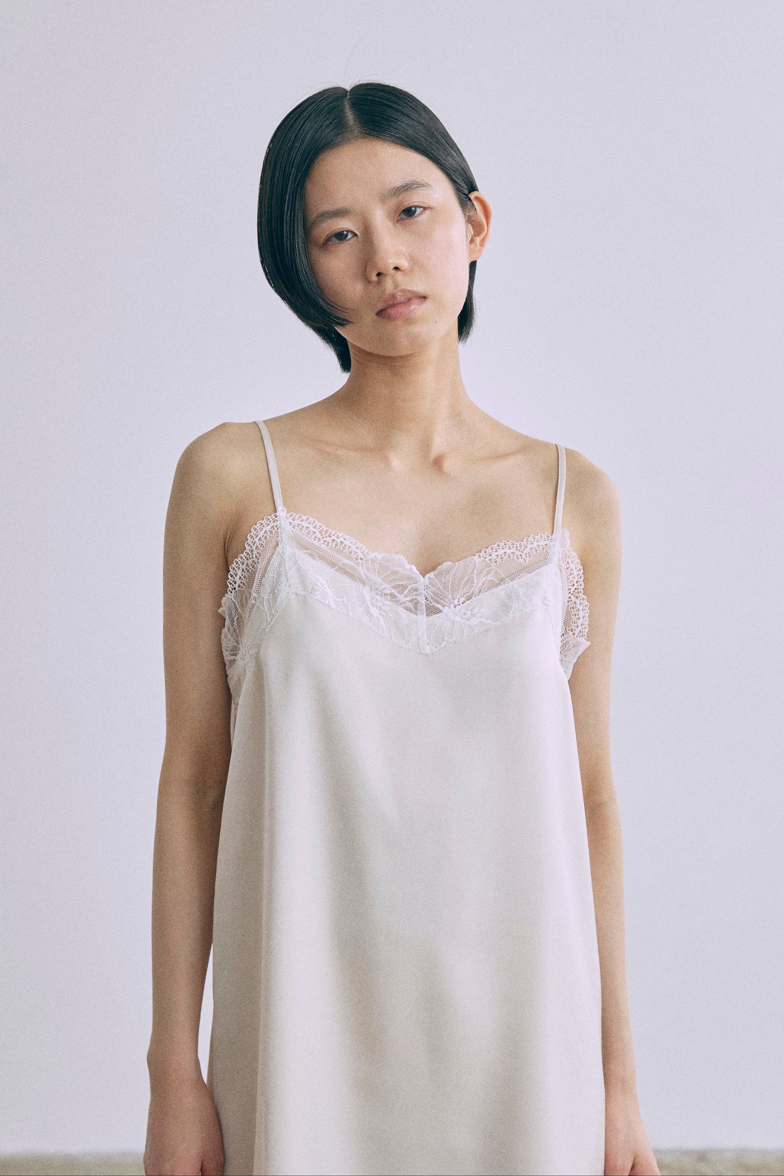 LACE TRIM キャミドレス MOUSSY（マウジー）の「LACE TRIM キャミドレス（ワンピース）」 - WEAR